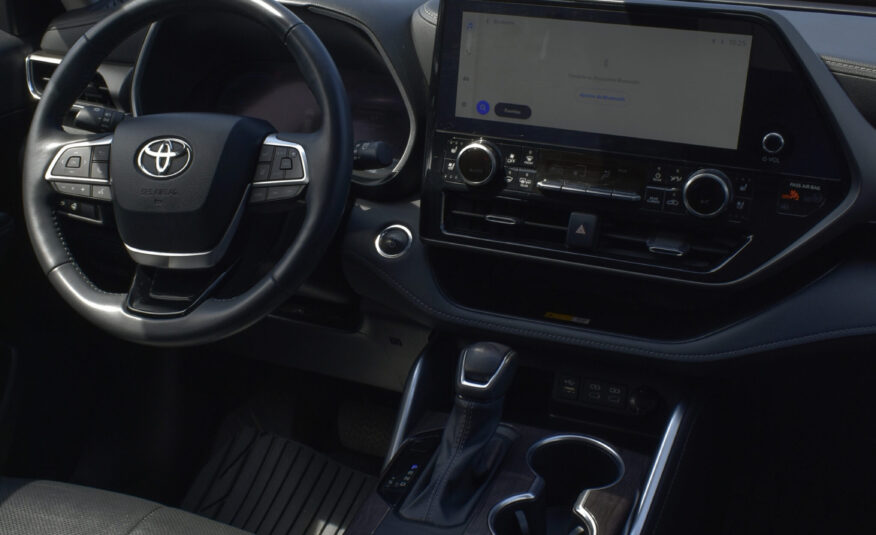 TOYOTA HIGHLANDER LIMITED 2023