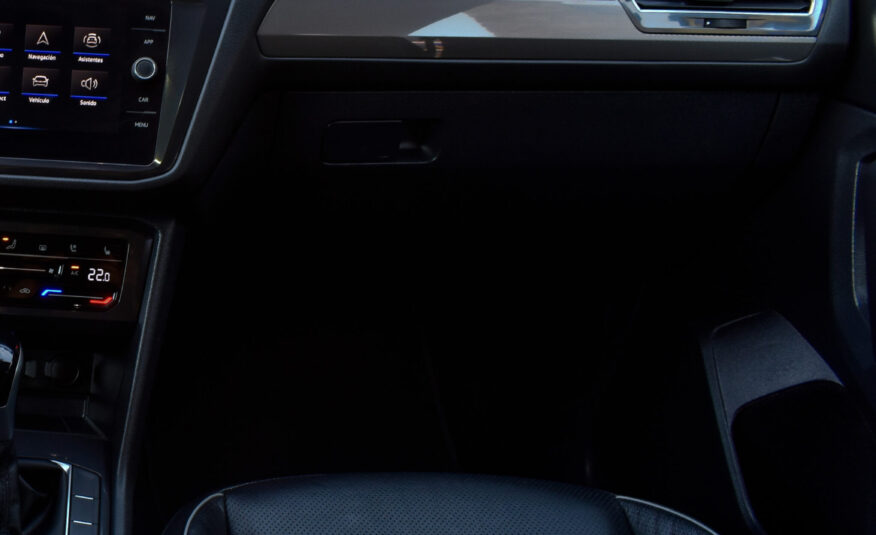 VOLKSWAGEN TIGUAN R-LINE 2024