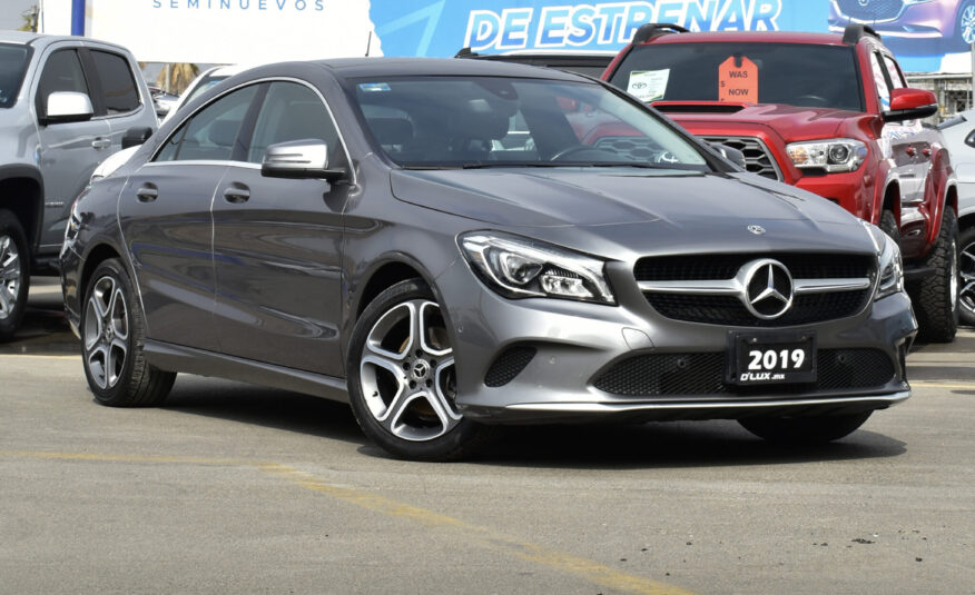 MERCEDES BENZ CLA200 SPORT 2019