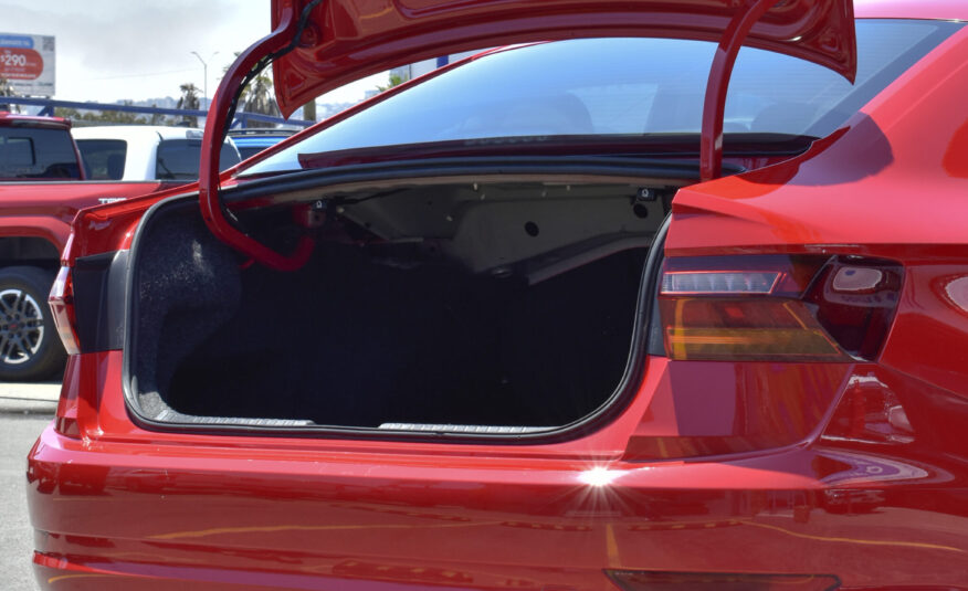 VOLKSWAGEN JETTA COMFORTLINE 2019