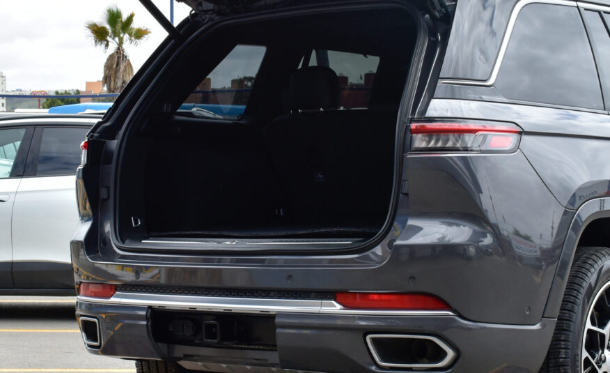 JEEP GRAND CHEROKEE SUMMIT 2023