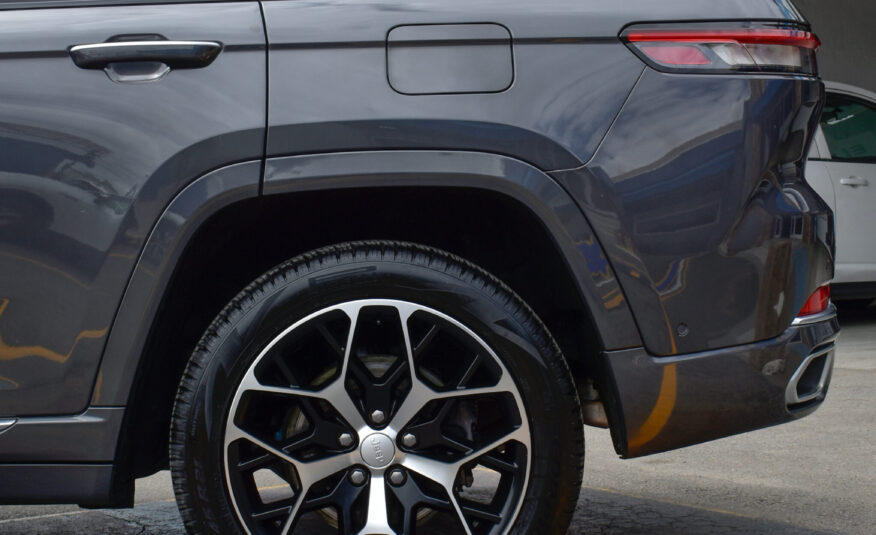 JEEP GRAND CHEROKEE SUMMIT 2023