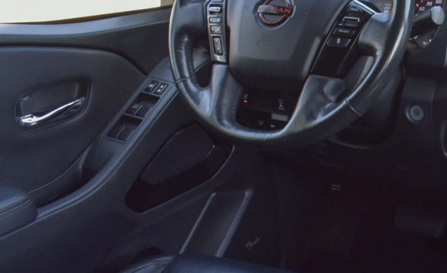 NISSAN FRONTIER PRO-4X 4X4 2022