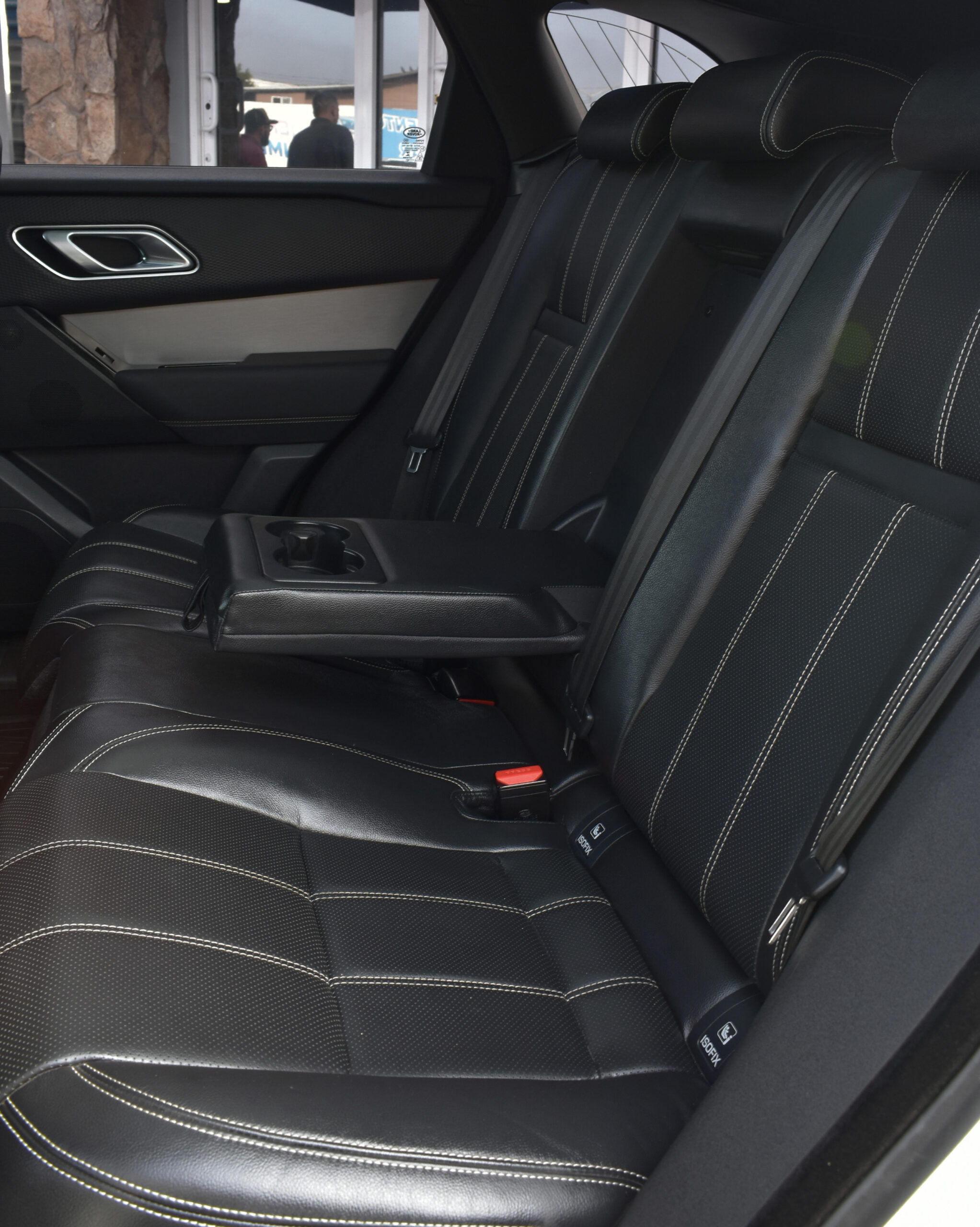 LAND ROVER RANGE ROVER VELAR S R-DYNAMIC 2023