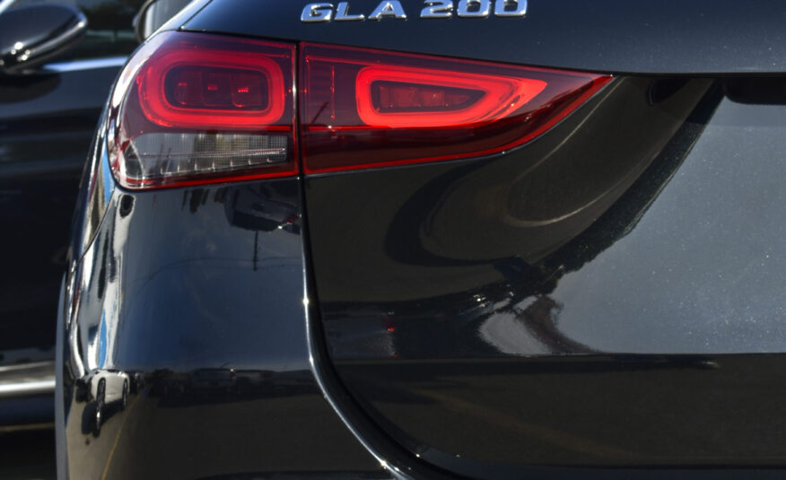MERCEDES-BENZ GLA200 PROGRESSIVE 2023