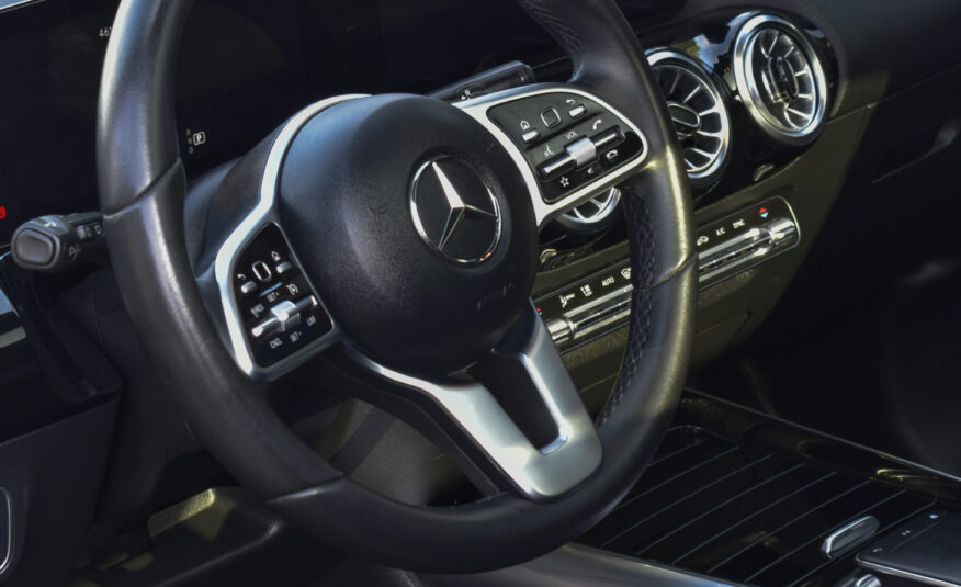 MERCEDES-BENZ GLA200 PROGRESSIVE 2023