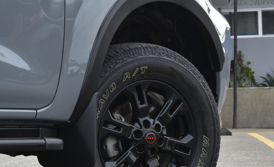 NISSAN FRONTIER PRO-4X 4X4 2023