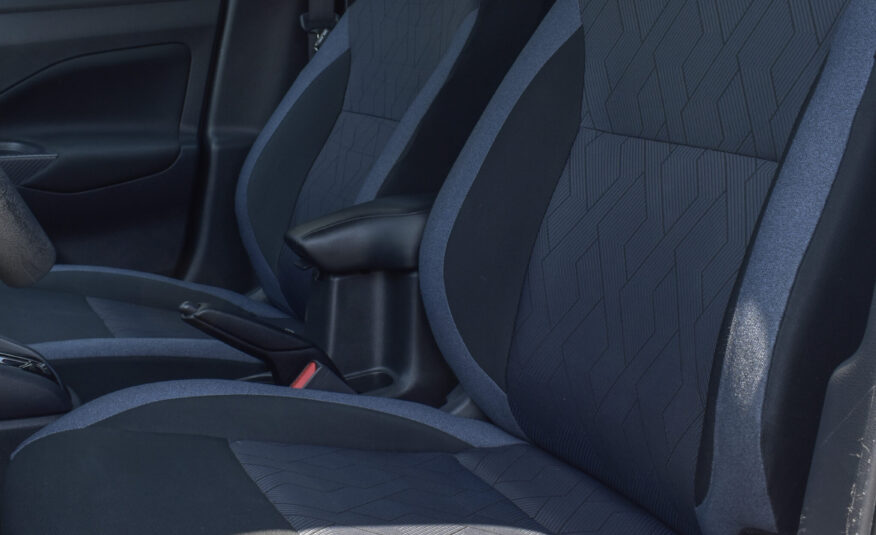 NISSAN VERSA ADVANCE 2023