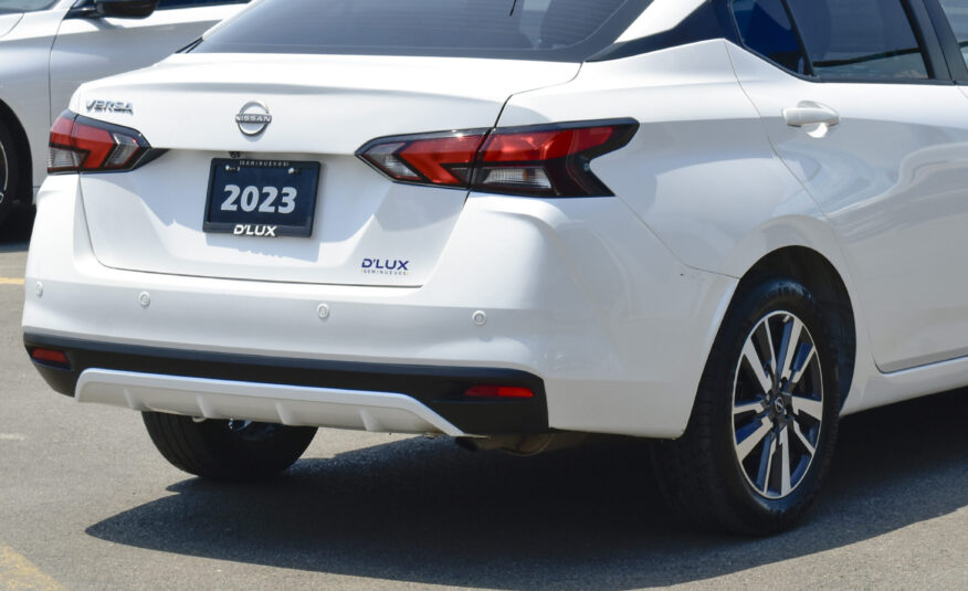 NISSAN VERSA ADVANCE 2023