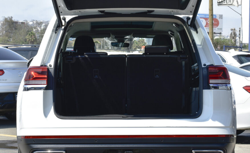 VOLKSWAGEN TERAMONT HIGHLINE 2024