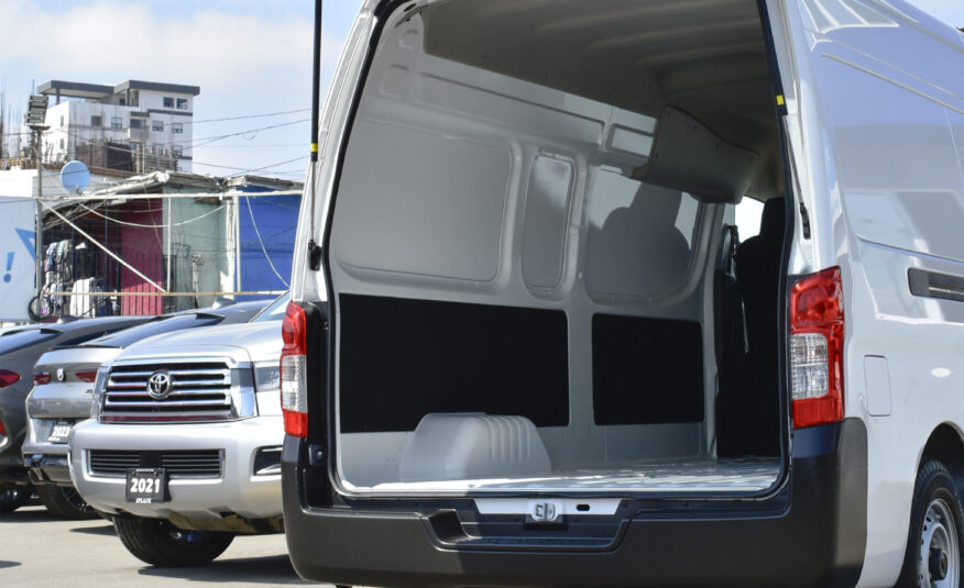 NISSAN URVAN PANEL STD 2024