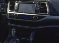 TOYOTA HIGHLANDER XLE 2019