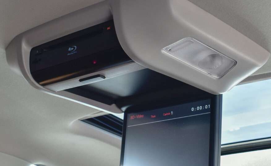 TOYOTA SEQUOIA PLATINUM 2021