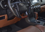 TOYOTA SEQUOIA PLATINUM 2021