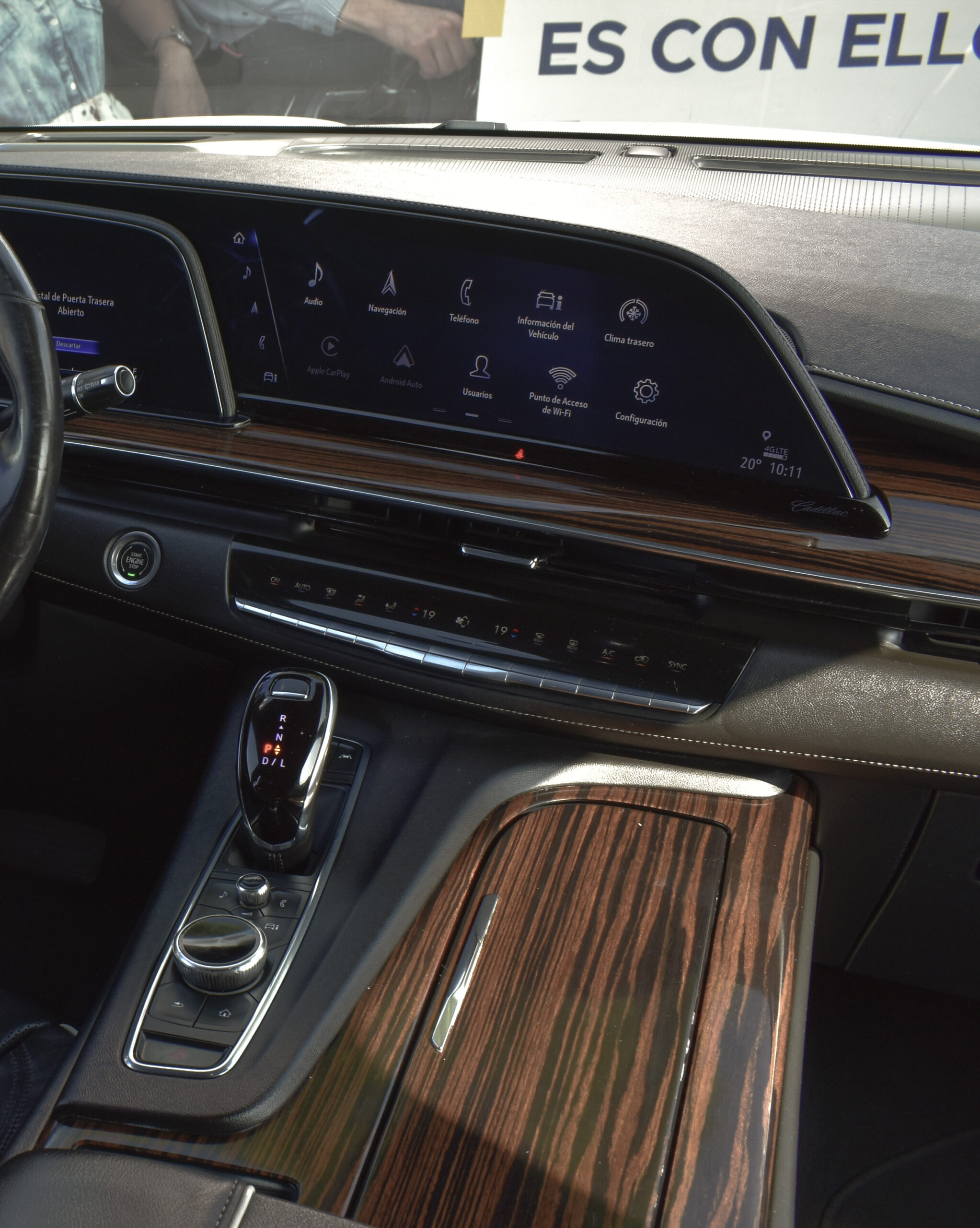 CADILLAC ESCALADE PREMIUM 2022