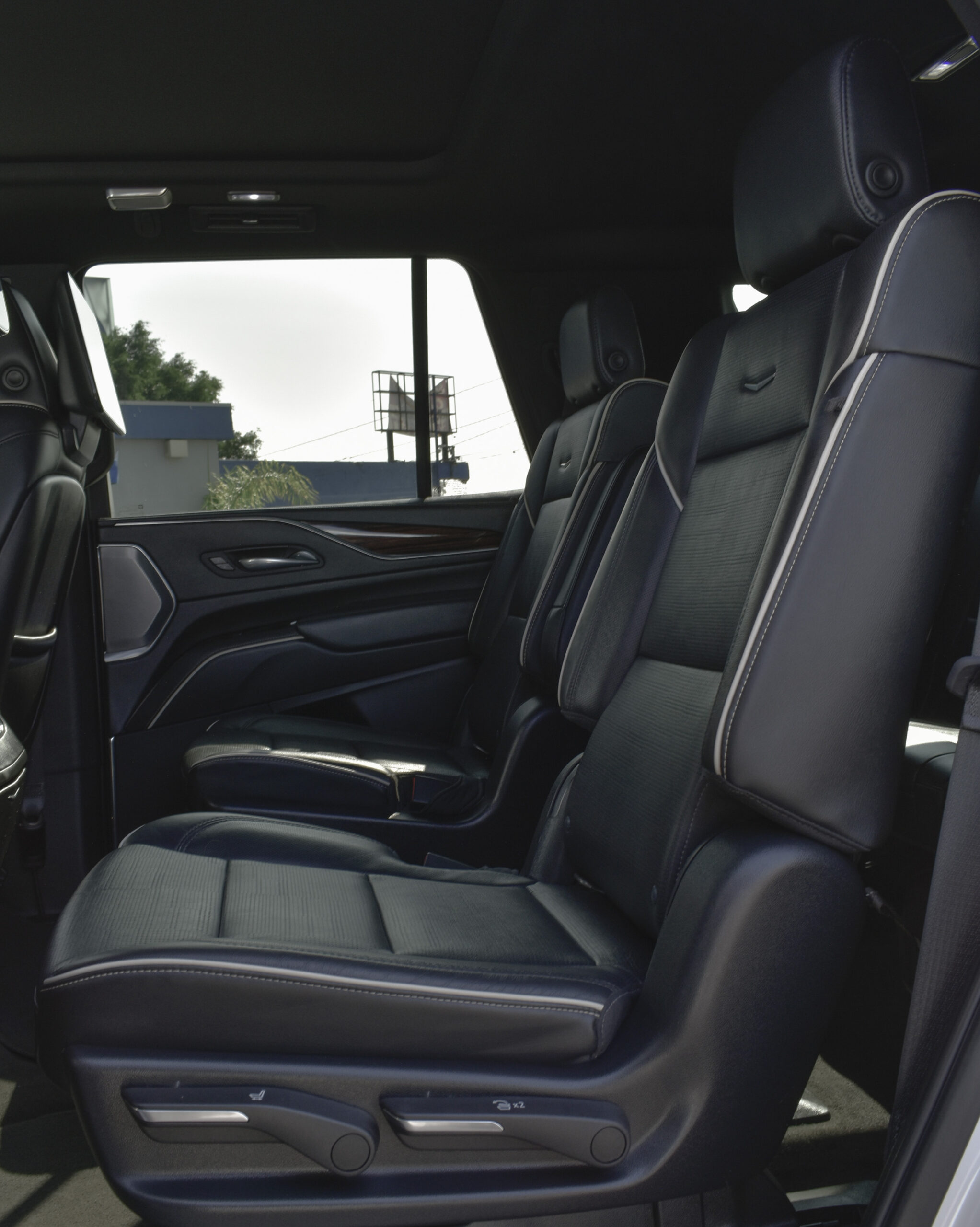 CADILLAC ESCALADE PREMIUM 2022