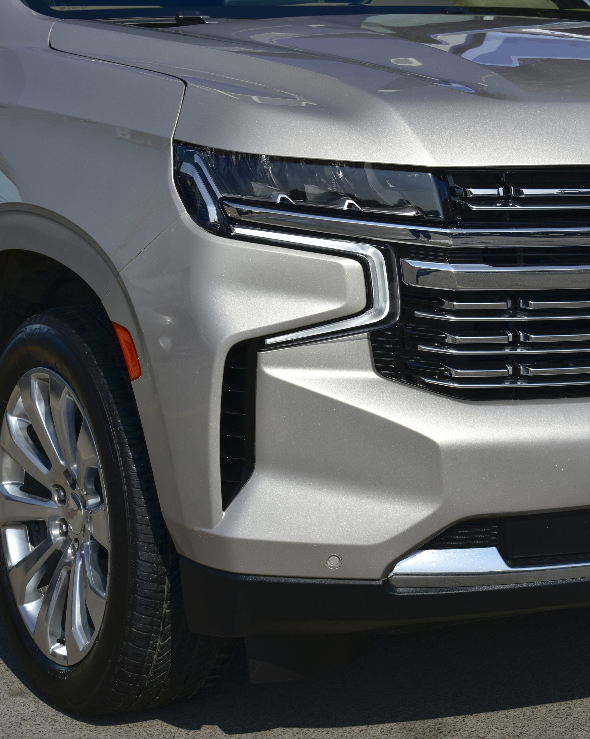 CHEVROLET SUBURBAN PREMIER 2023