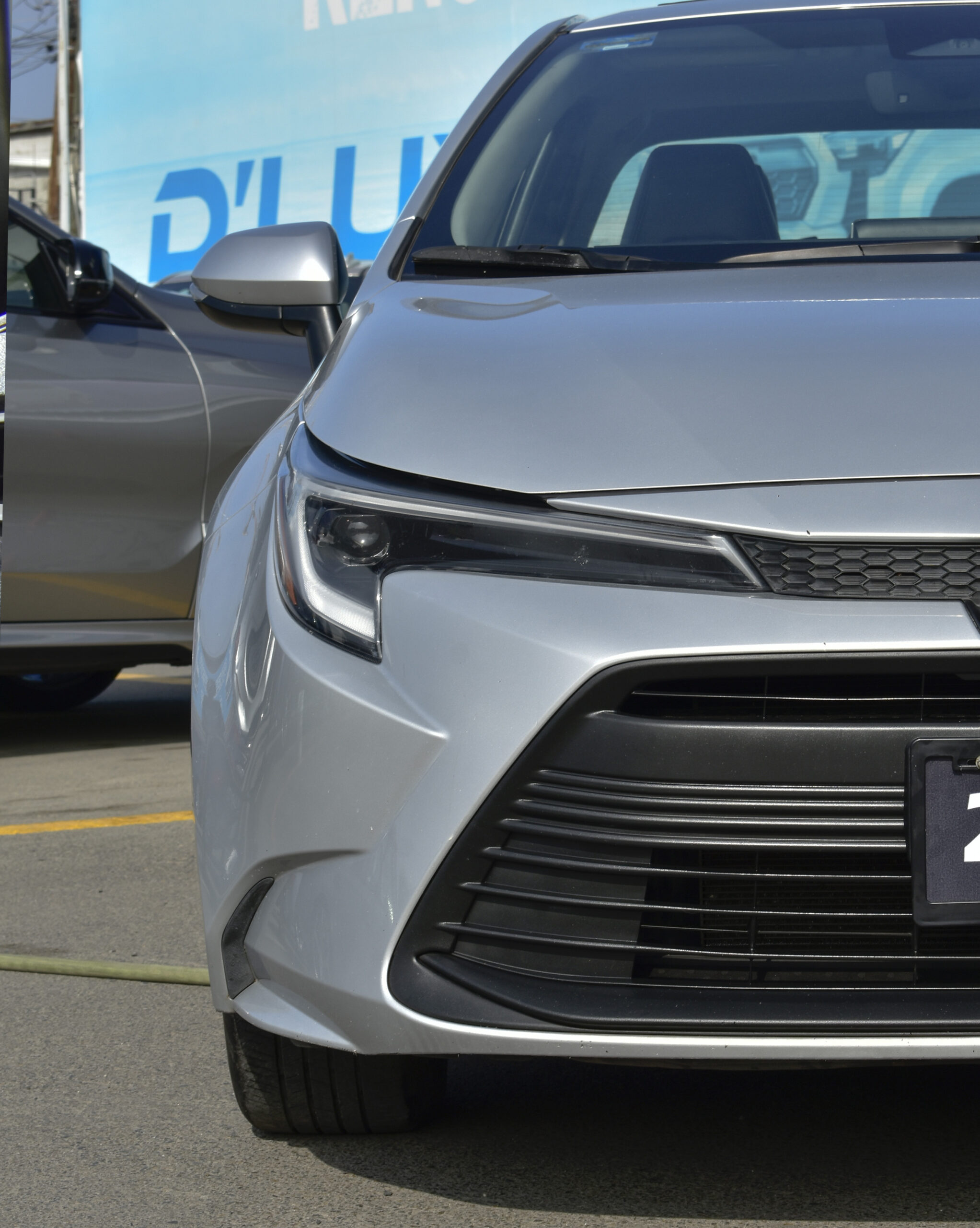 TOYOTA COROLLA XLE 2023