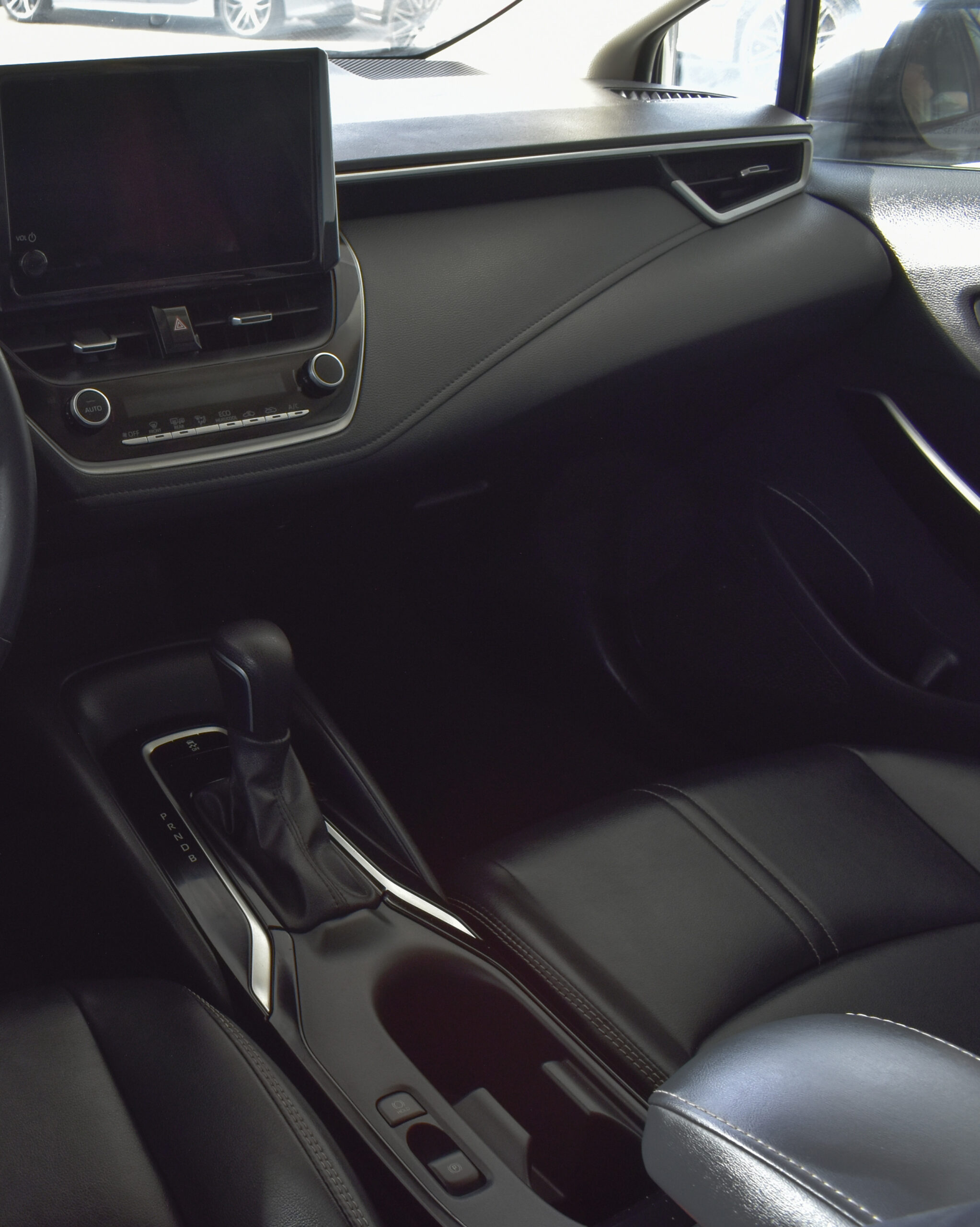 TOYOTA COROLLA XLE 2023