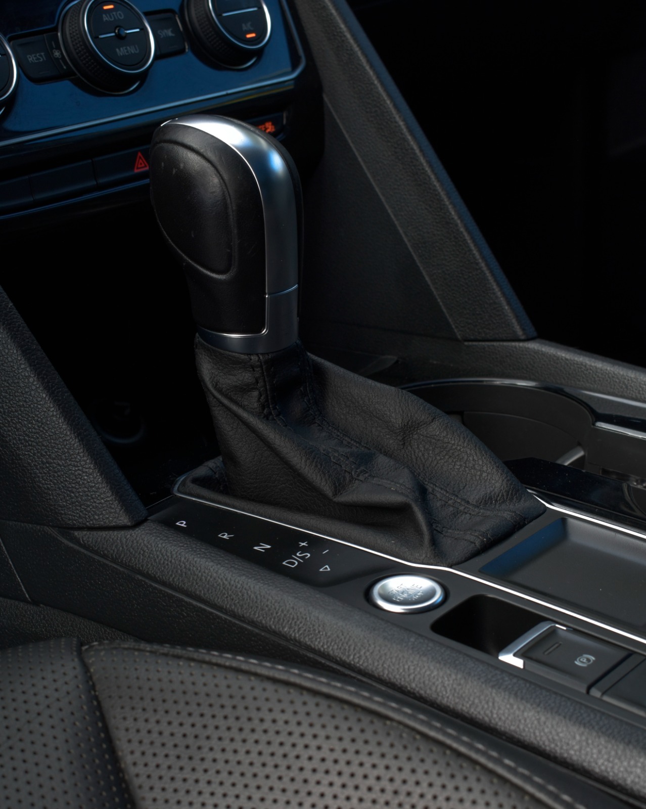 VOLKSWAGEN TERAMONT HIGHLINE 2019