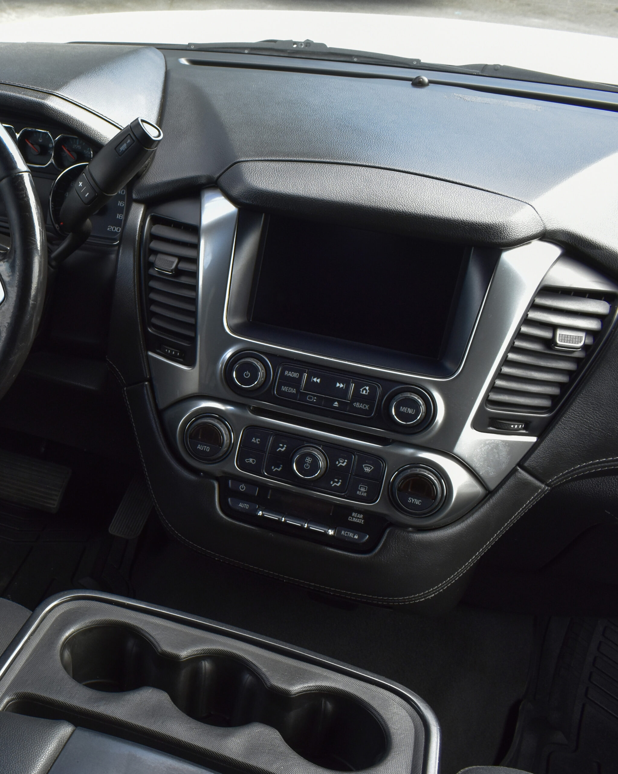 CHEVROLET SUBURBAN LS 2019