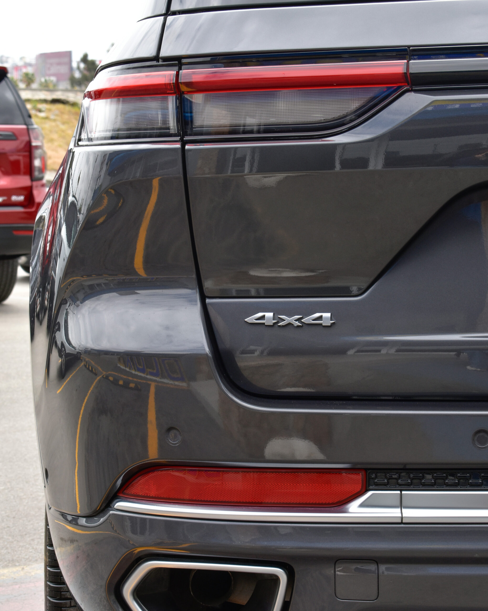 JEEP GRAND CHEROKEE SUMMIT 2023