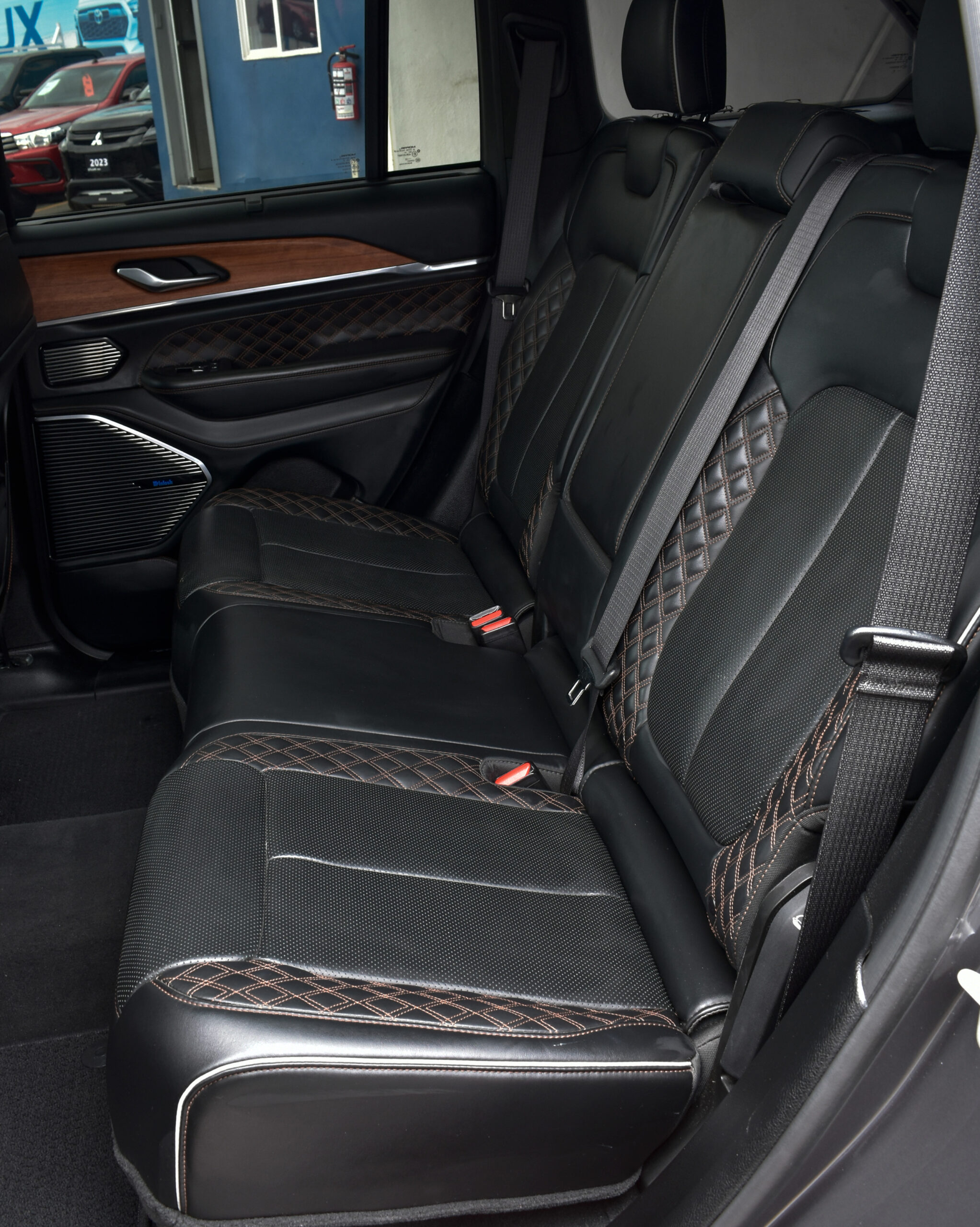 JEEP GRAND CHEROKEE SUMMIT 2023