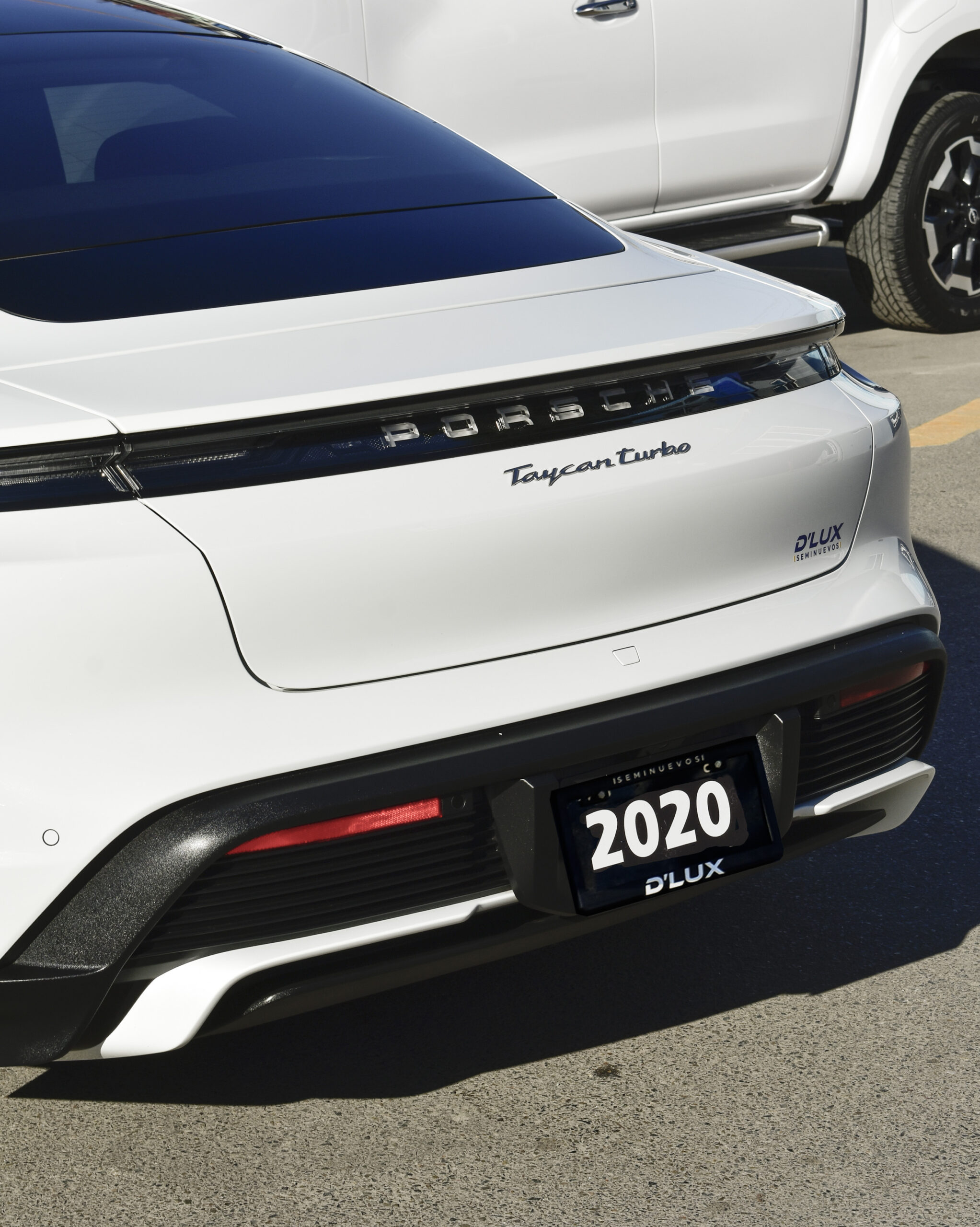 PORSCHE TAYCAN TURBO 2020