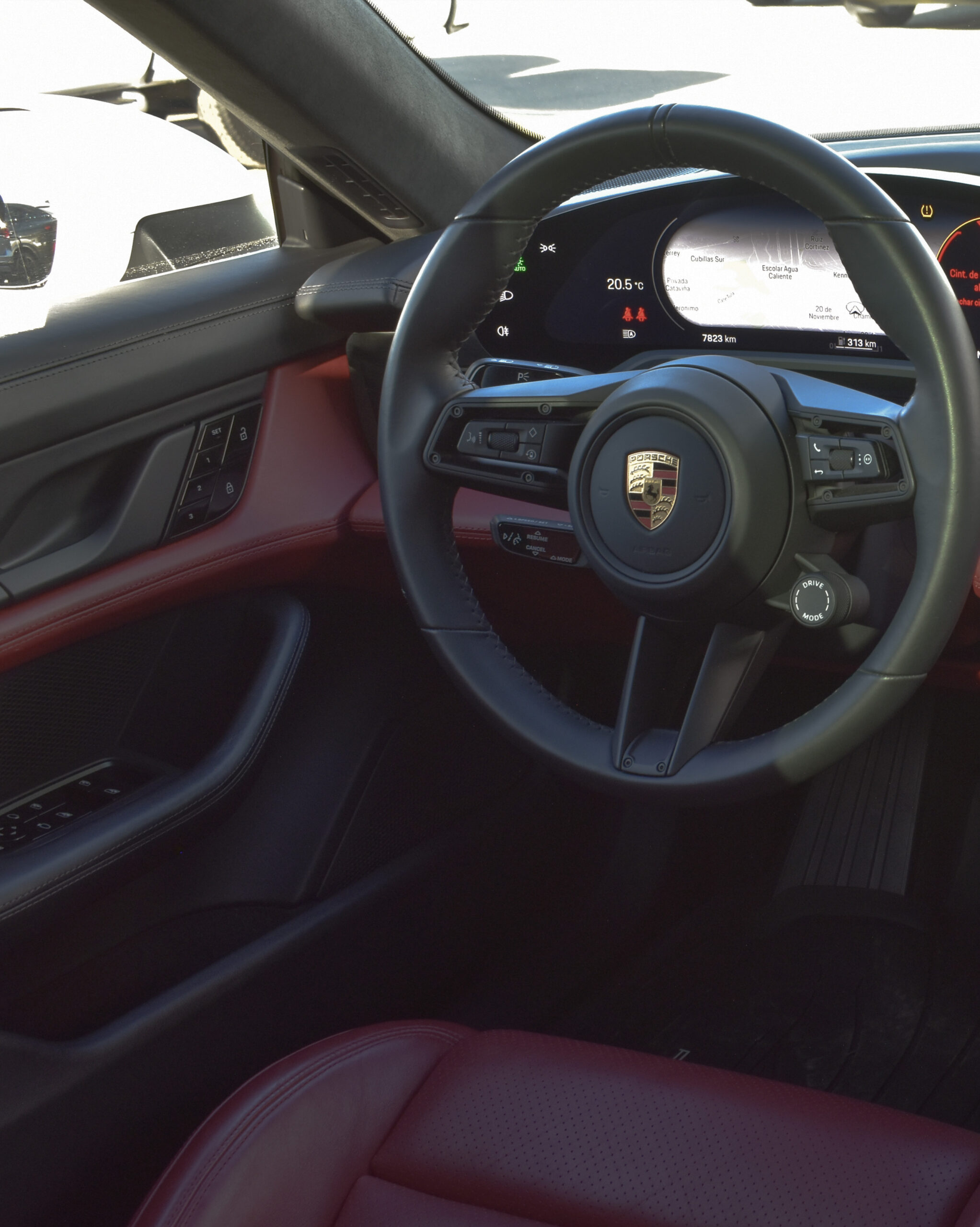 PORSCHE TAYCAN TURBO 2020