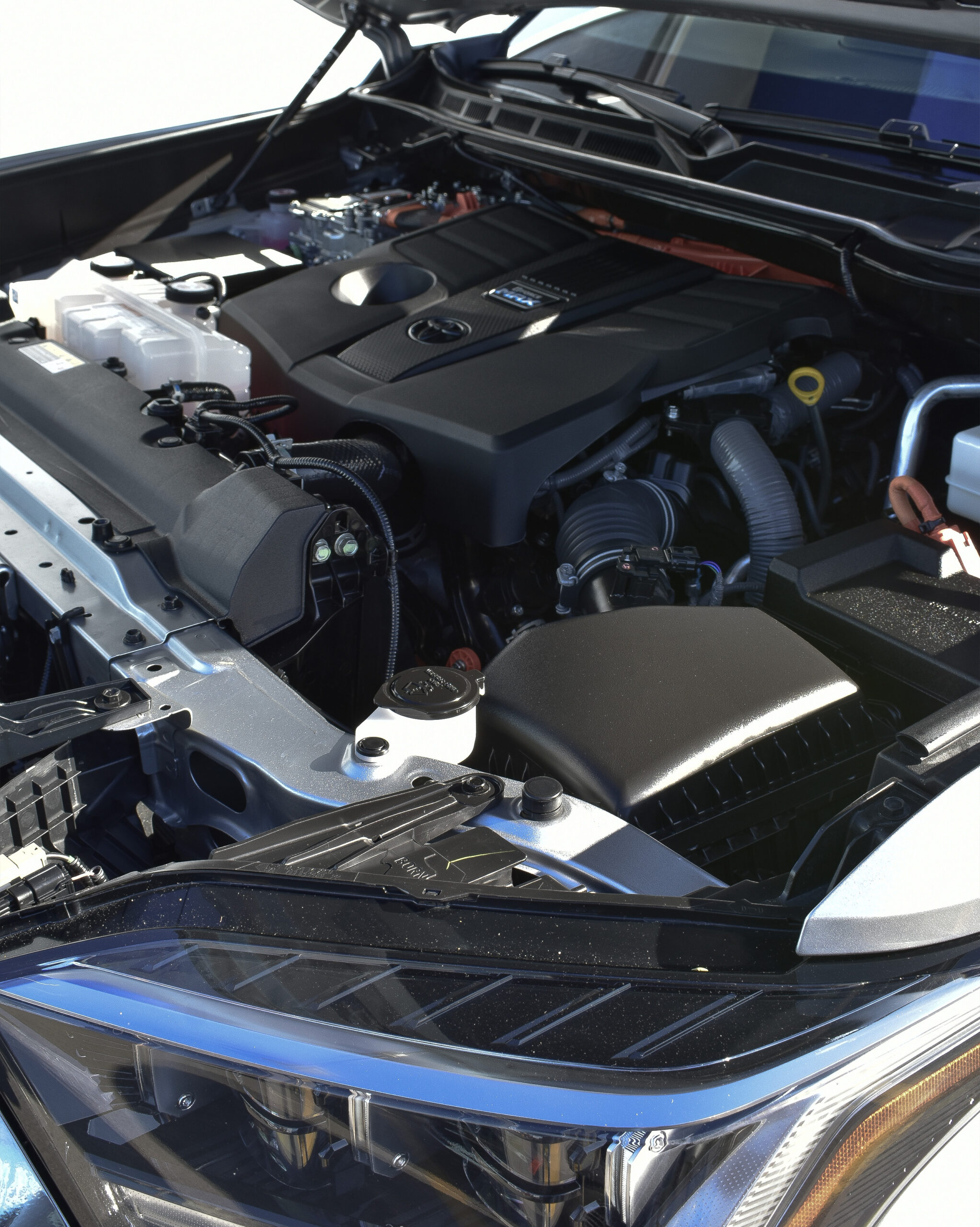 TOYOTA TUNDRA PLATINUM 2025