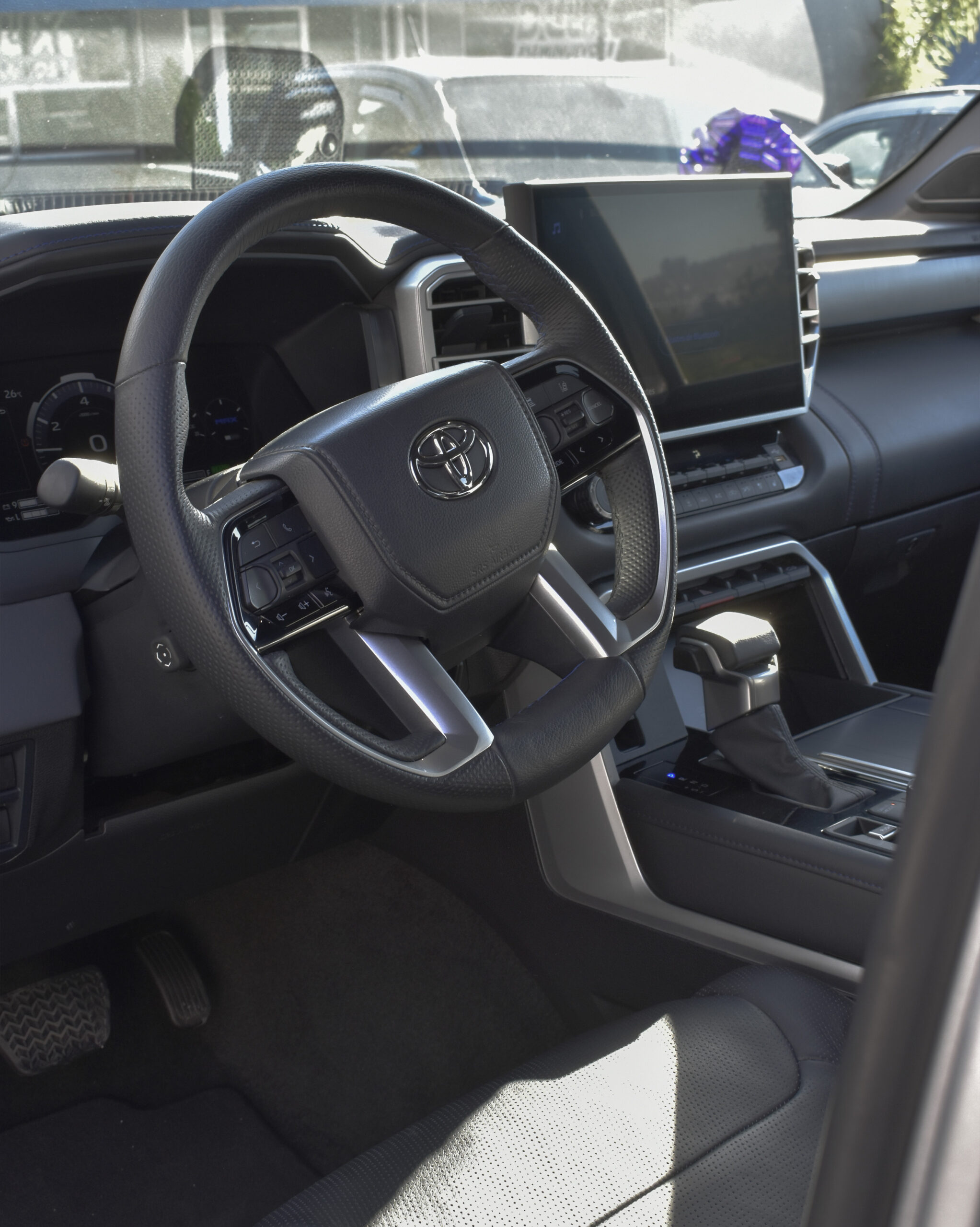 TOYOTA TUNDRA PLATINUM 2025