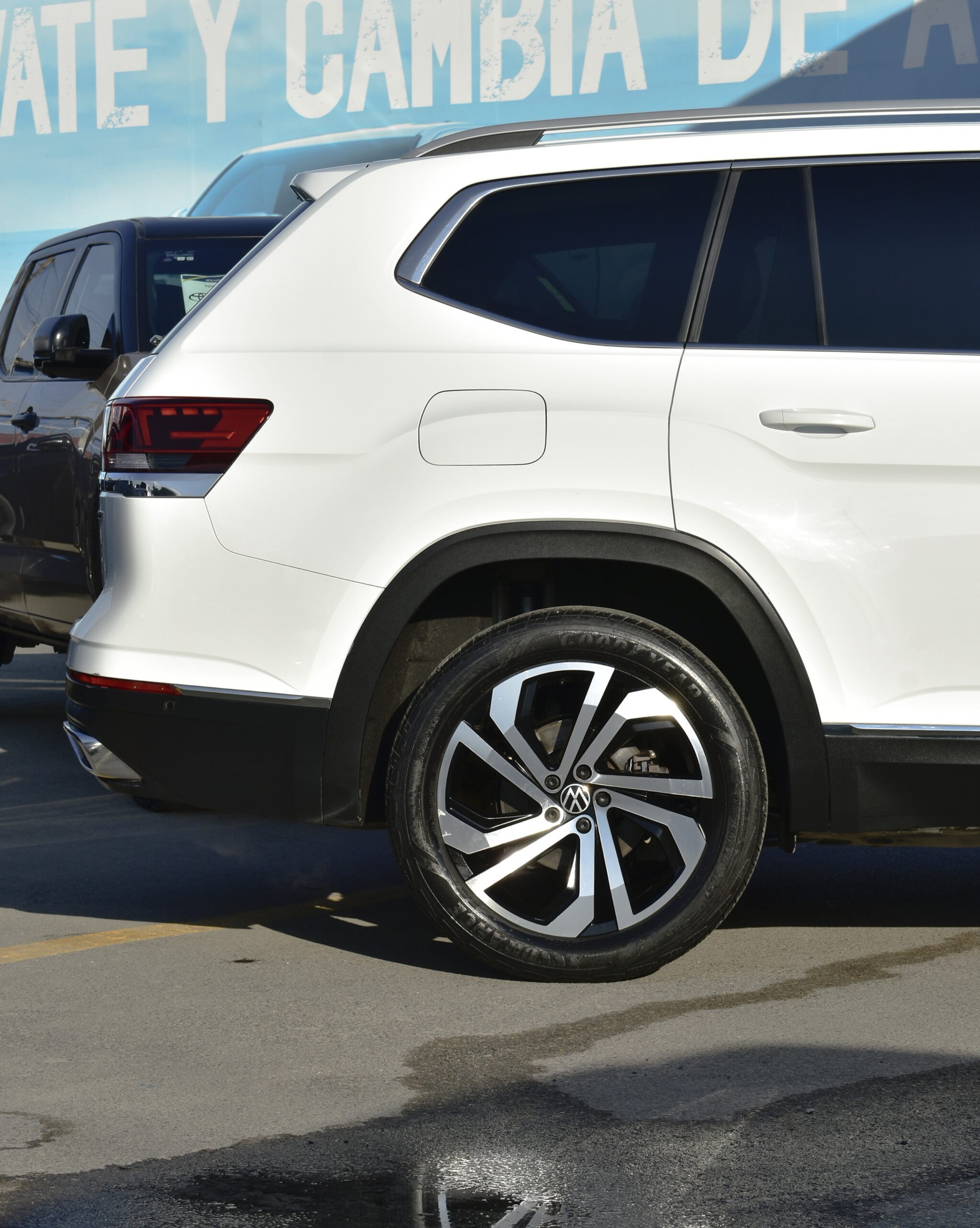 VOLKSWAGEN TERAMONT HIGHLINE 2022