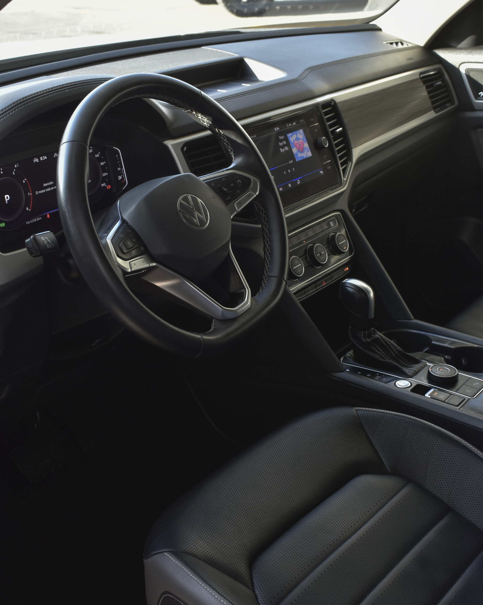 VOLKSWAGEN TERAMONT HIGHLINE 2022