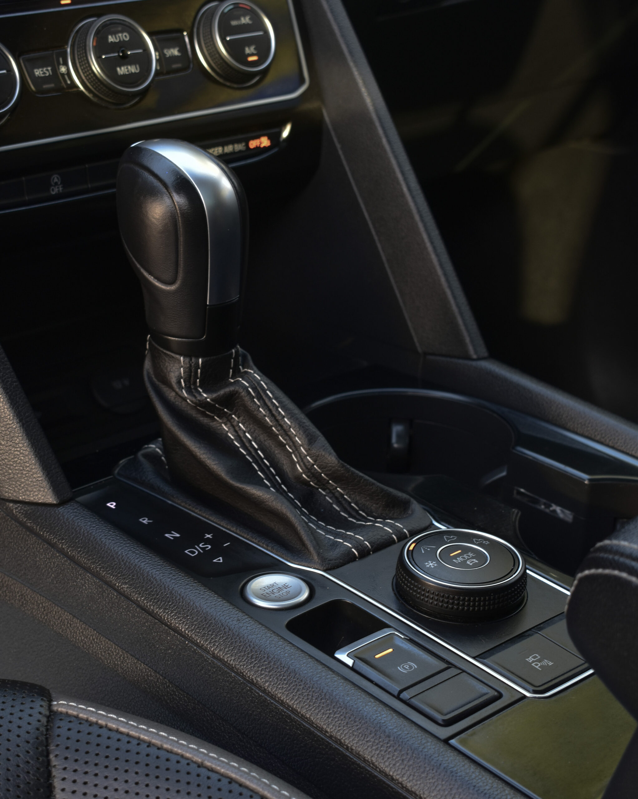 VOLKSWAGEN TERAMONT HIGHLINE 2022