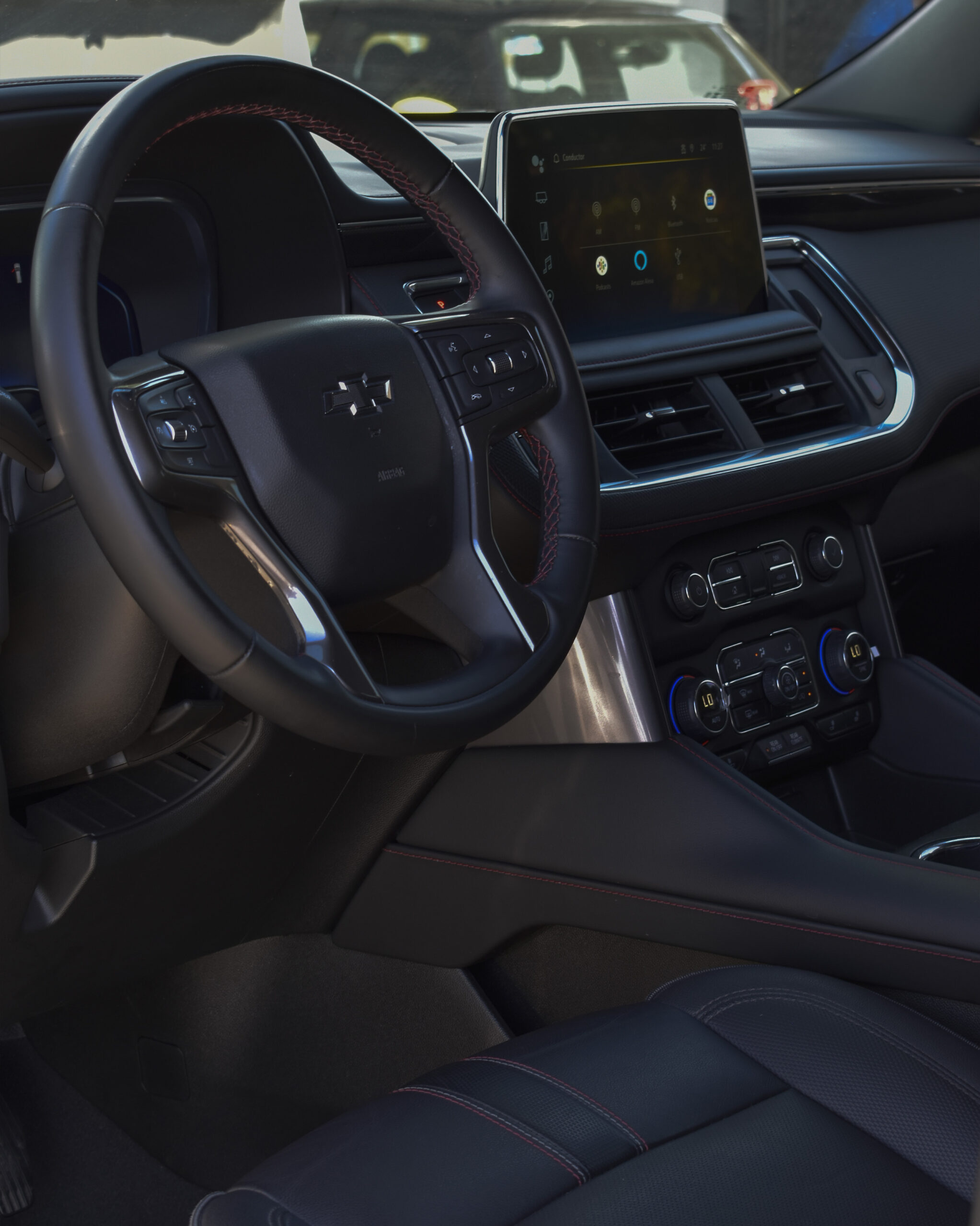 CHEVROLET SUBURBAN RST 2024