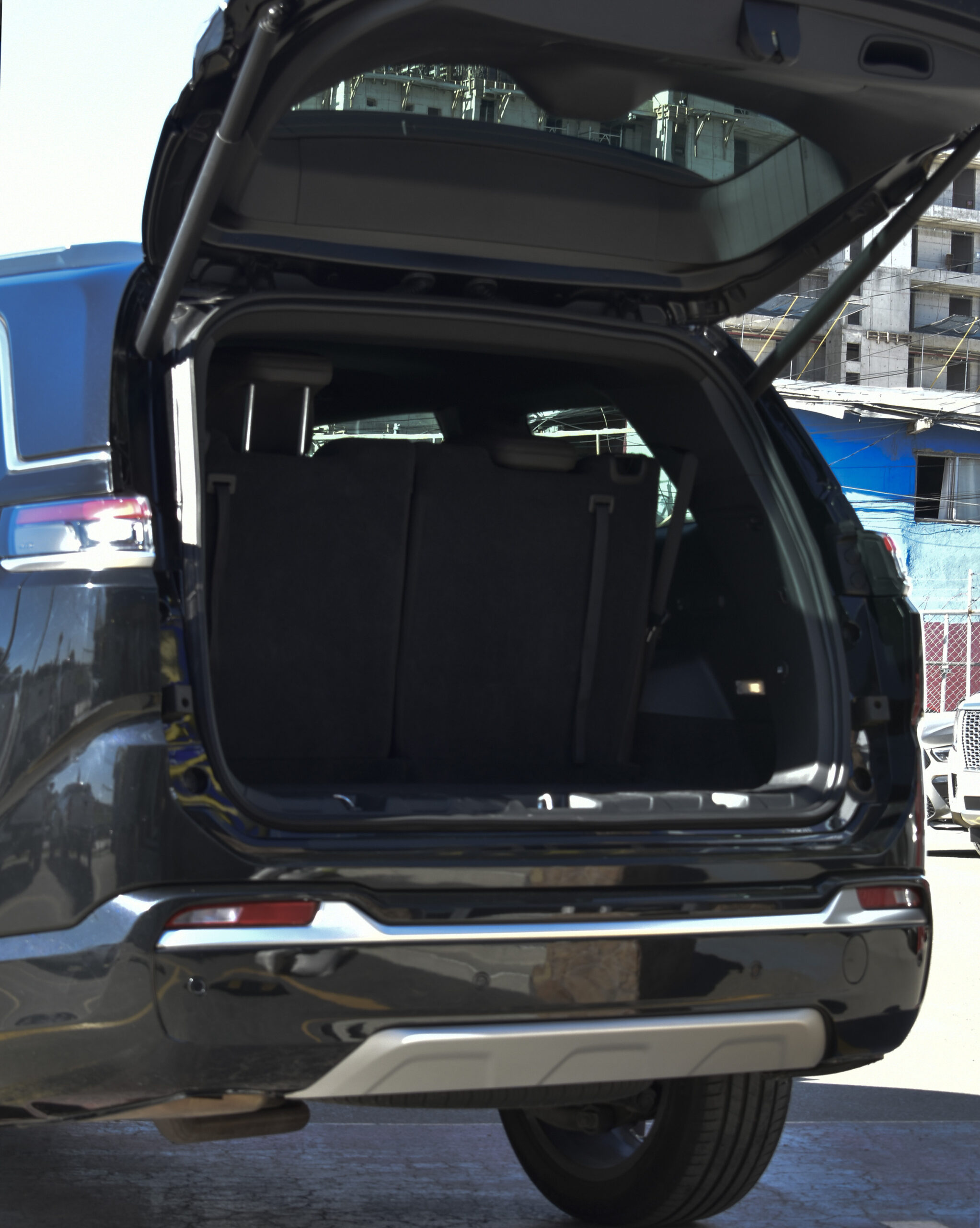 JEEP COMMANDER OVERLAND 2025