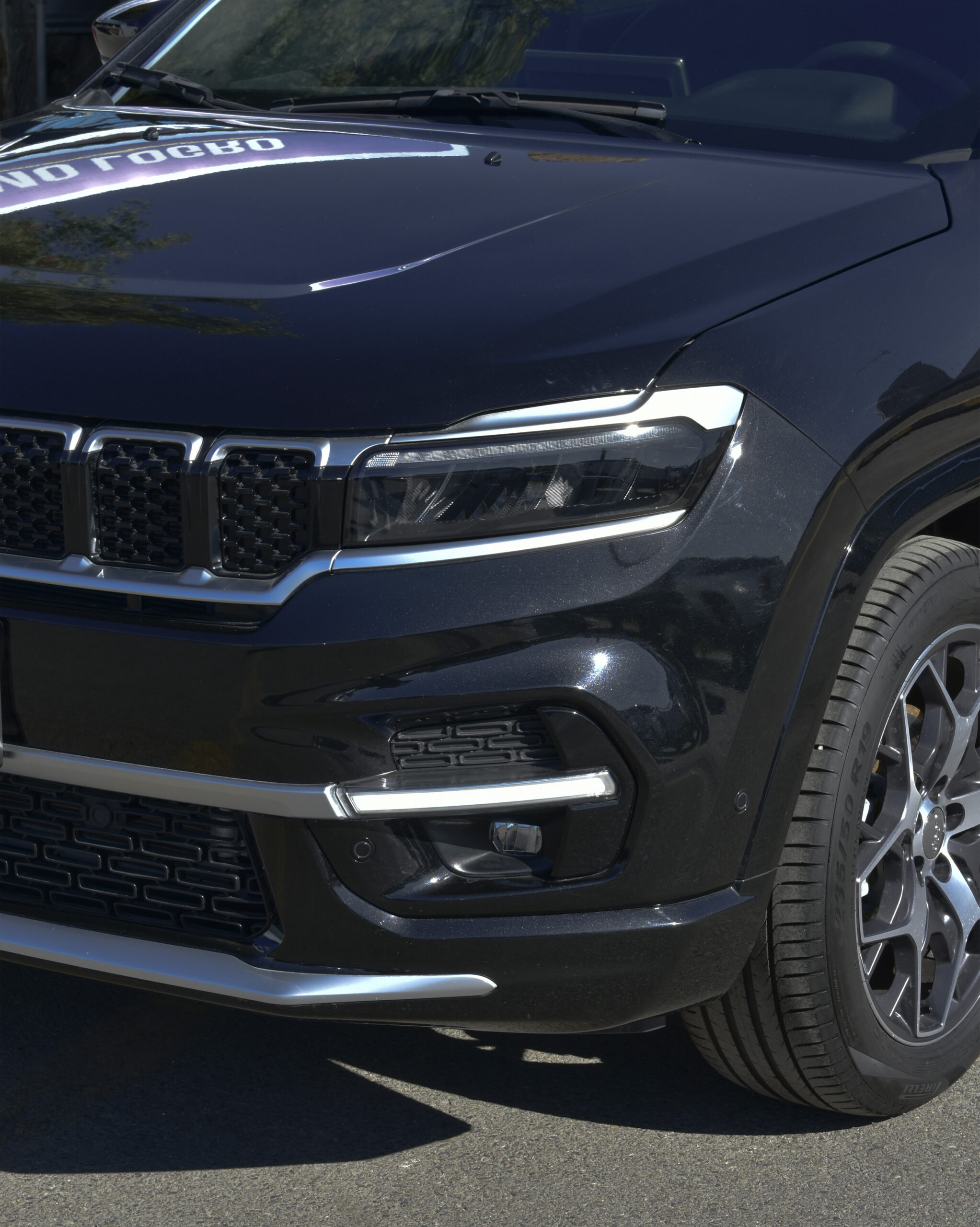 JEEP COMMANDER OVERLAND 2025