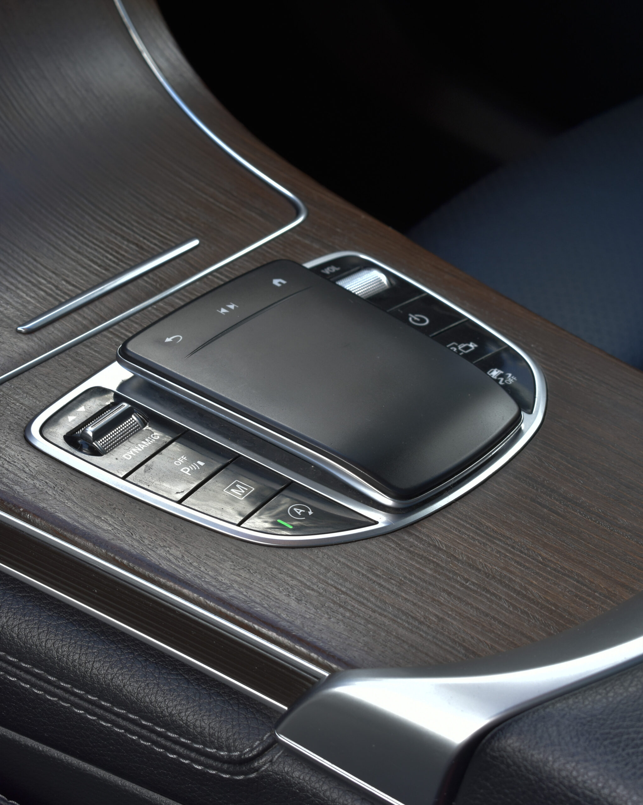 MERCEDES BENZ GLC300 COMFORT 2021