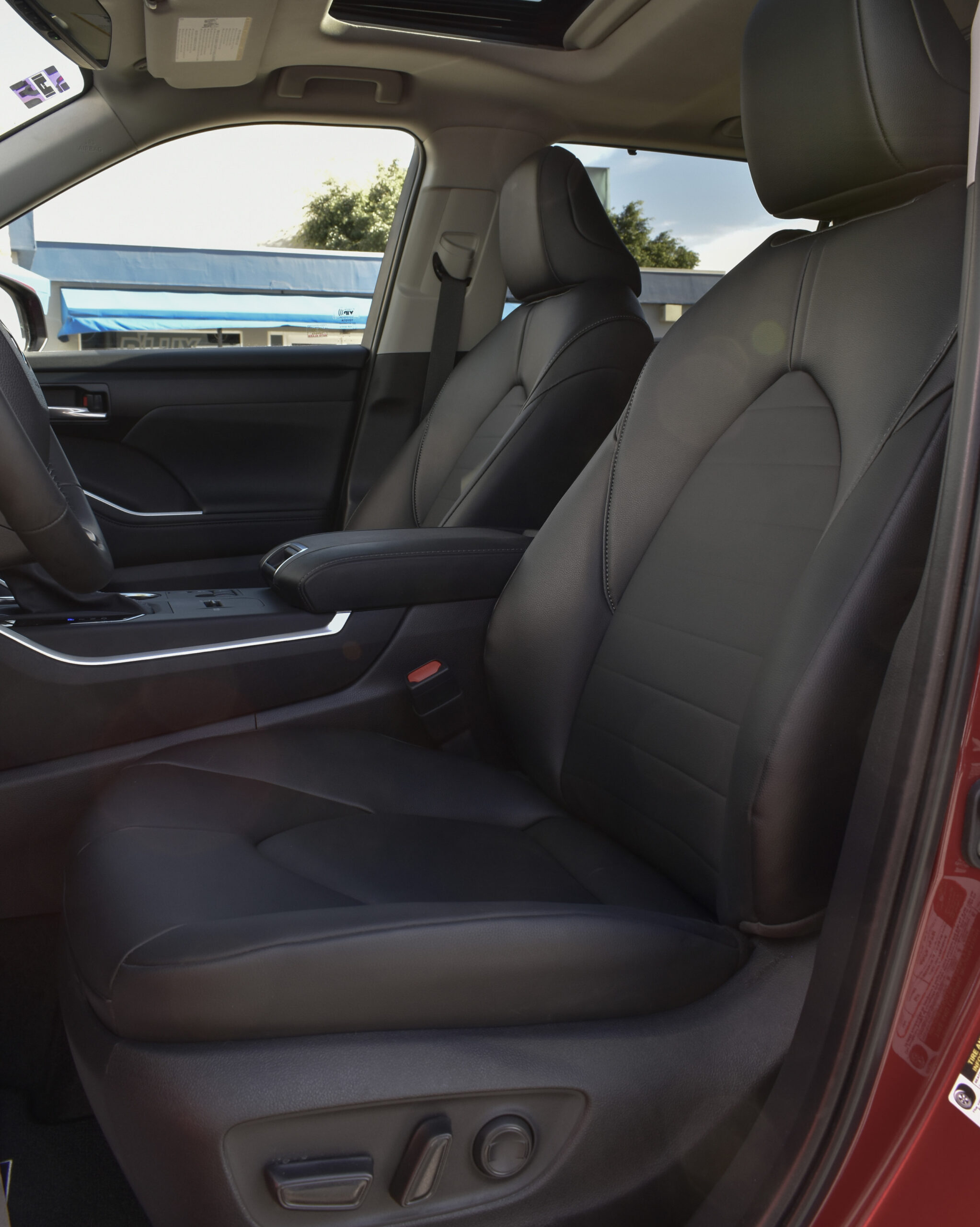 TOYOTA HIGHLANDER XLE 2025