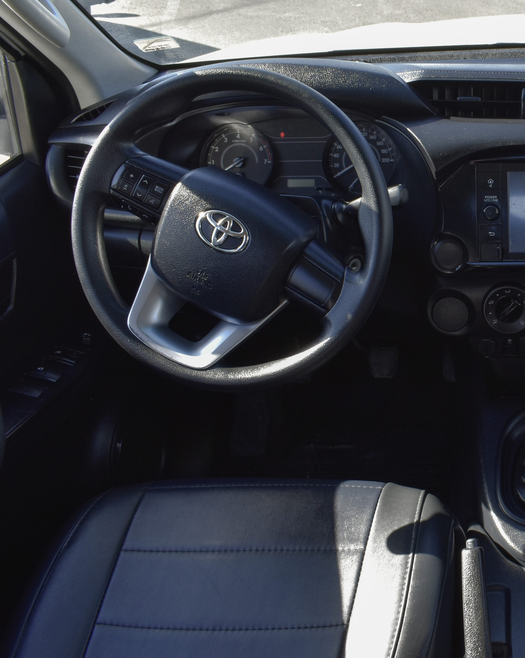 TOYOTA HILUX SR 2022