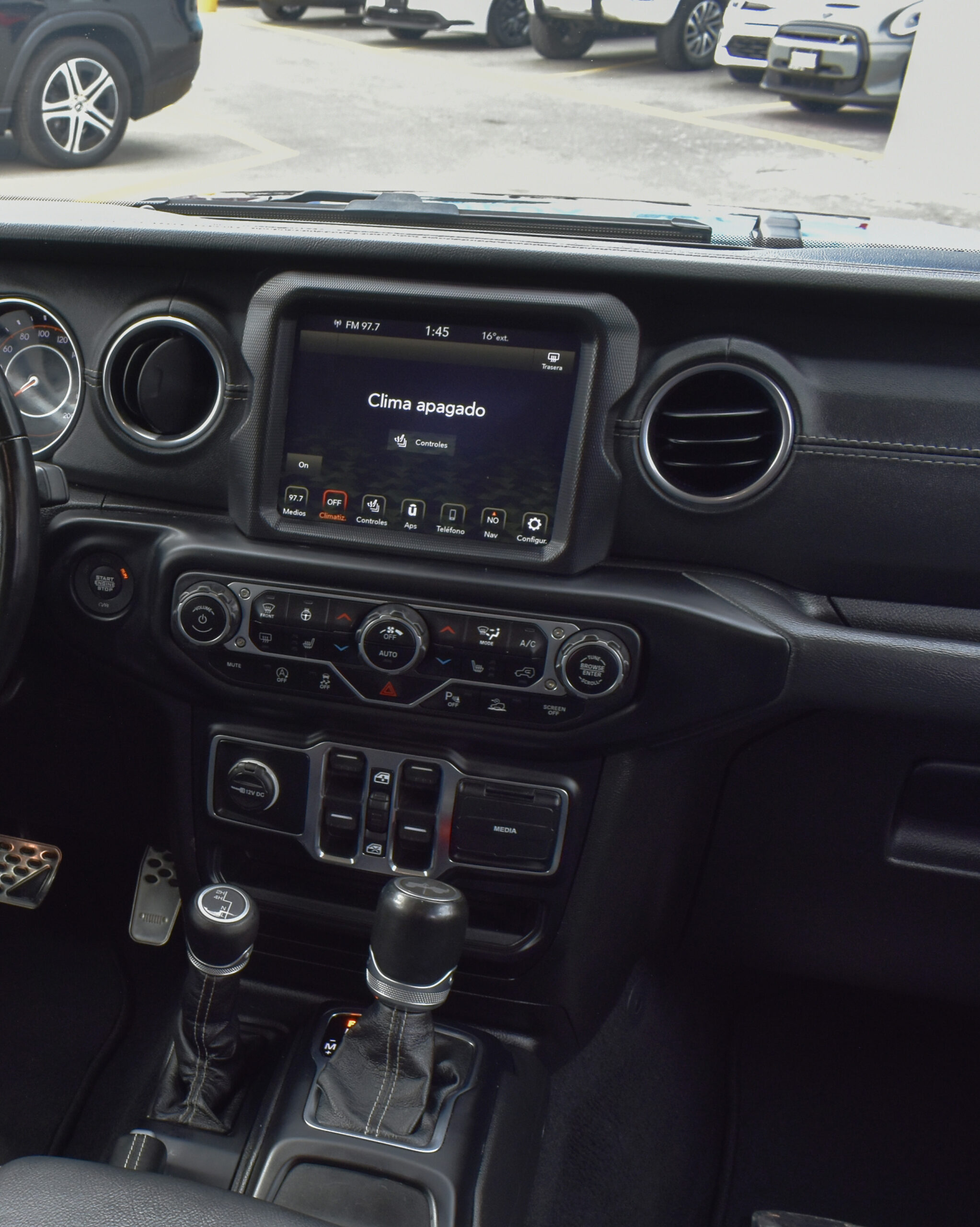 JEEP WRANGLER UNLTD SAHARA 2021