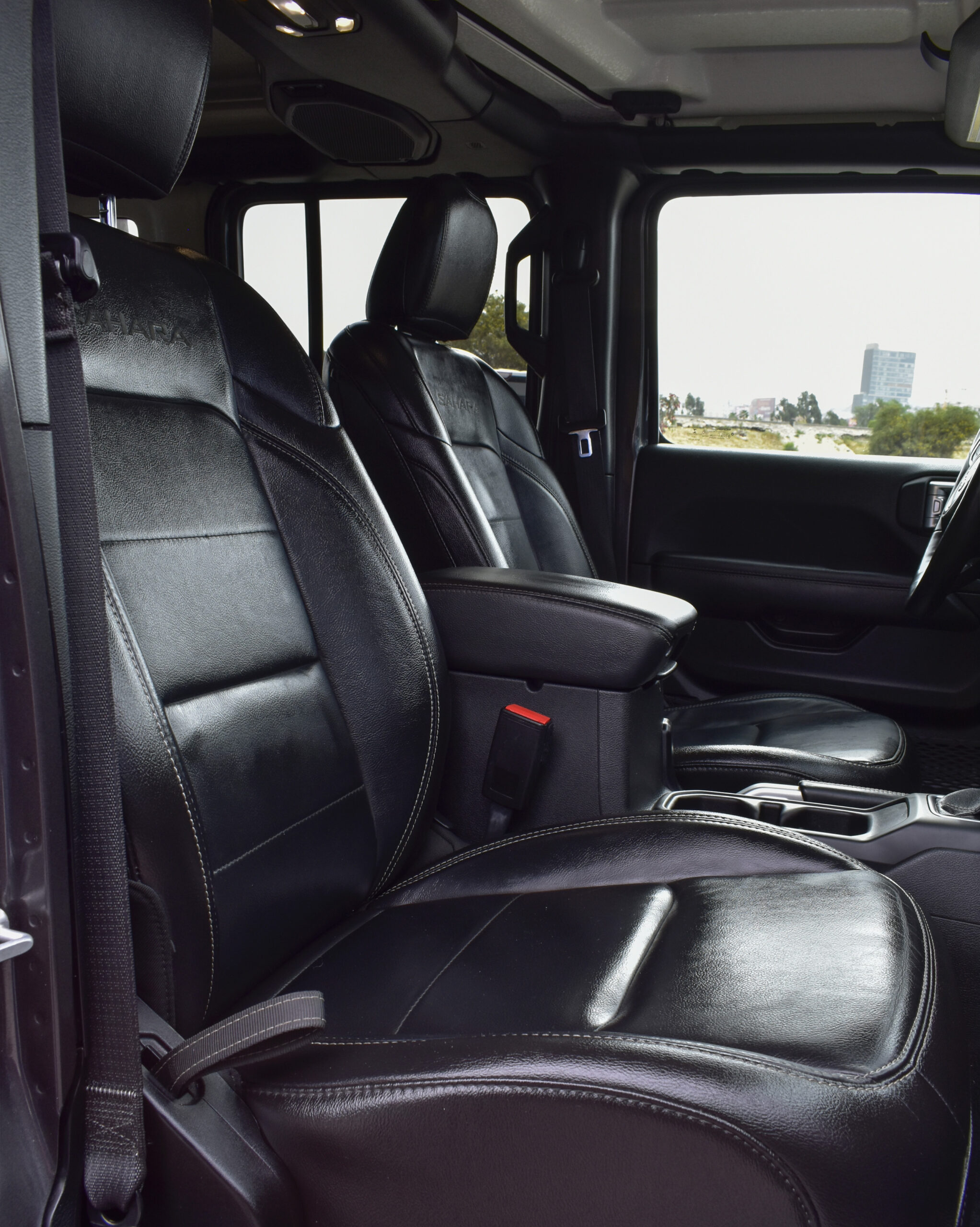 JEEP WRANGLER UNLTD SAHARA 2021