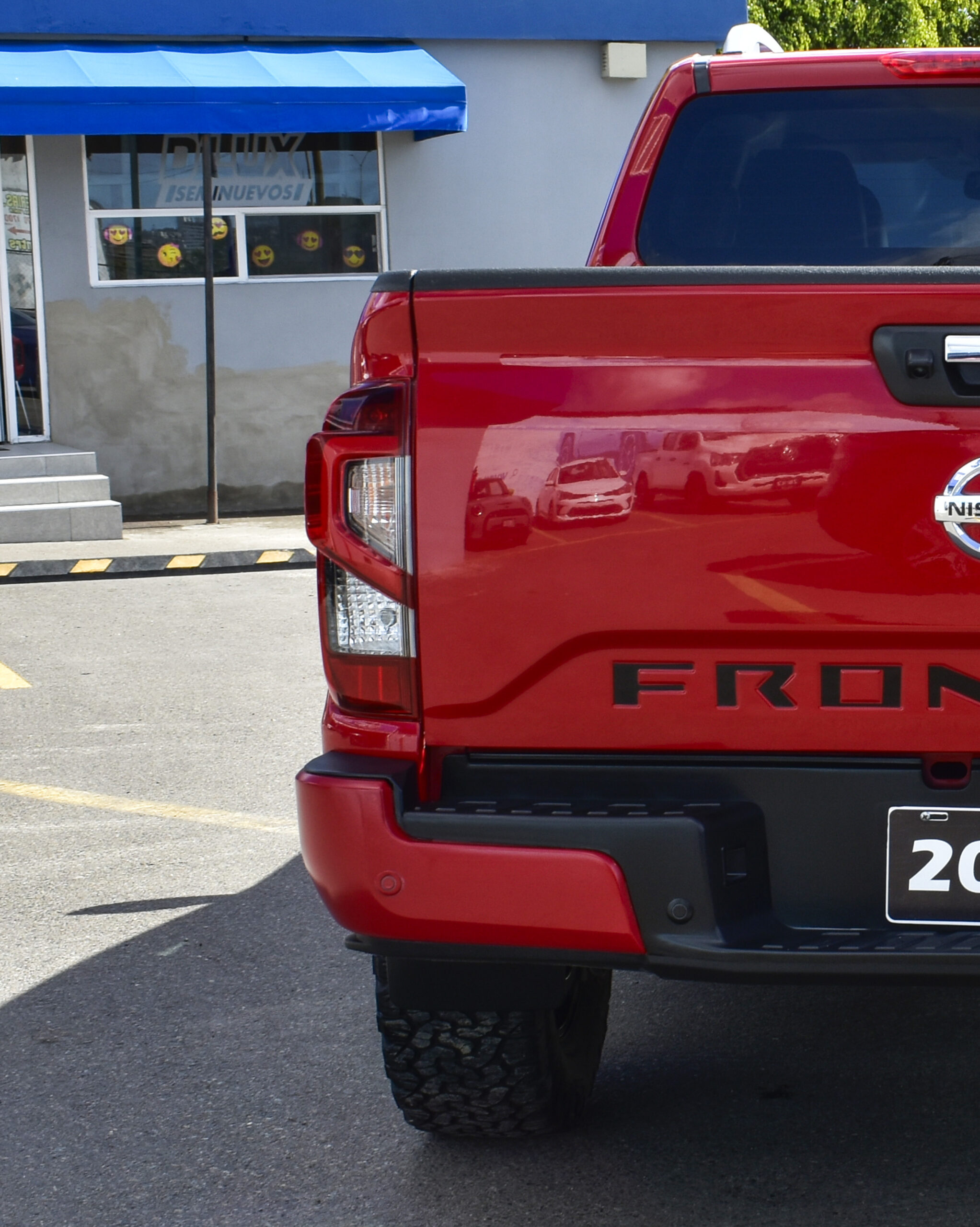 NISSAN FRONTIER PLATINUM LE 4X4 DIESEL 2021