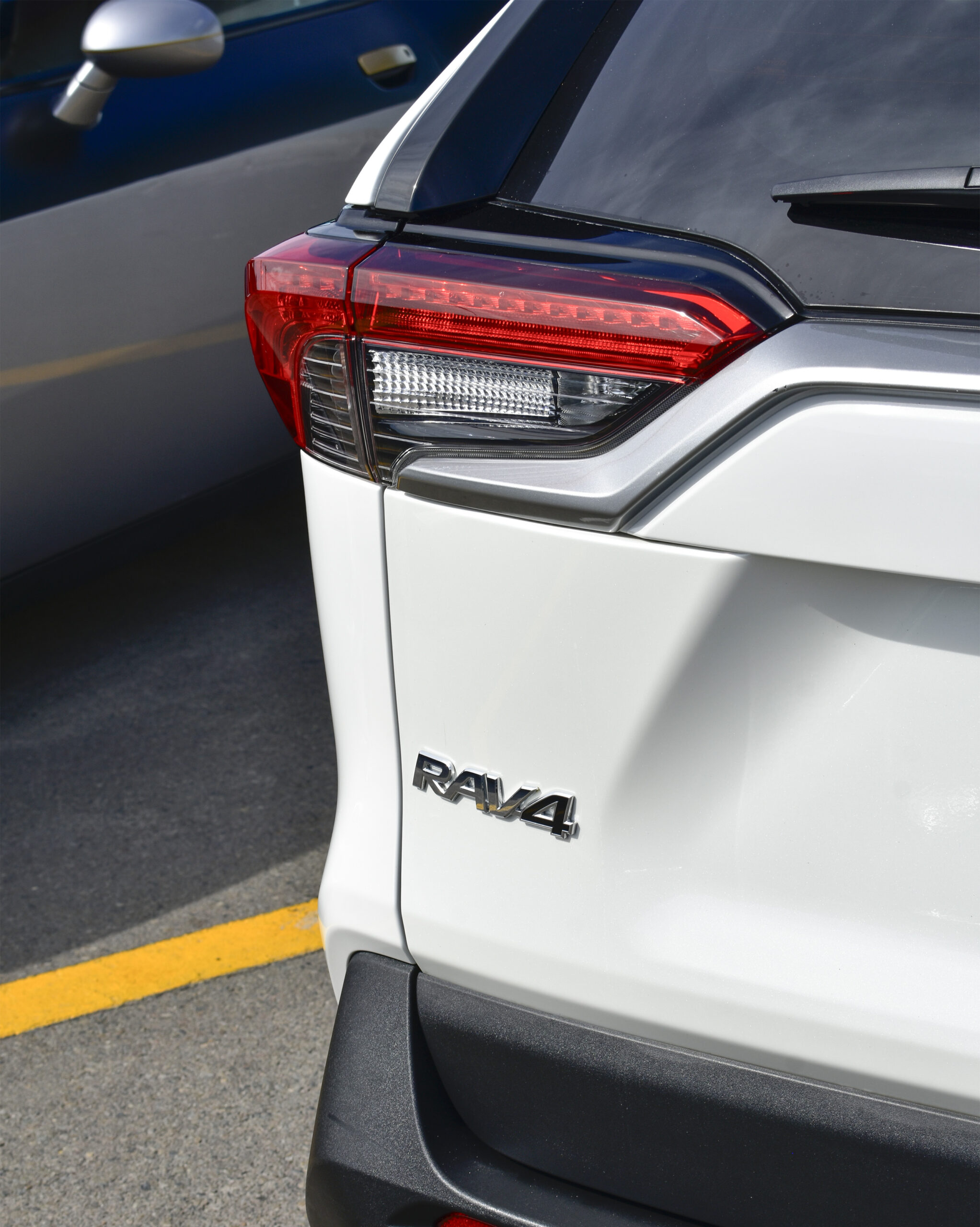 TOYOTA RAV4 LIMITED HIB 2021