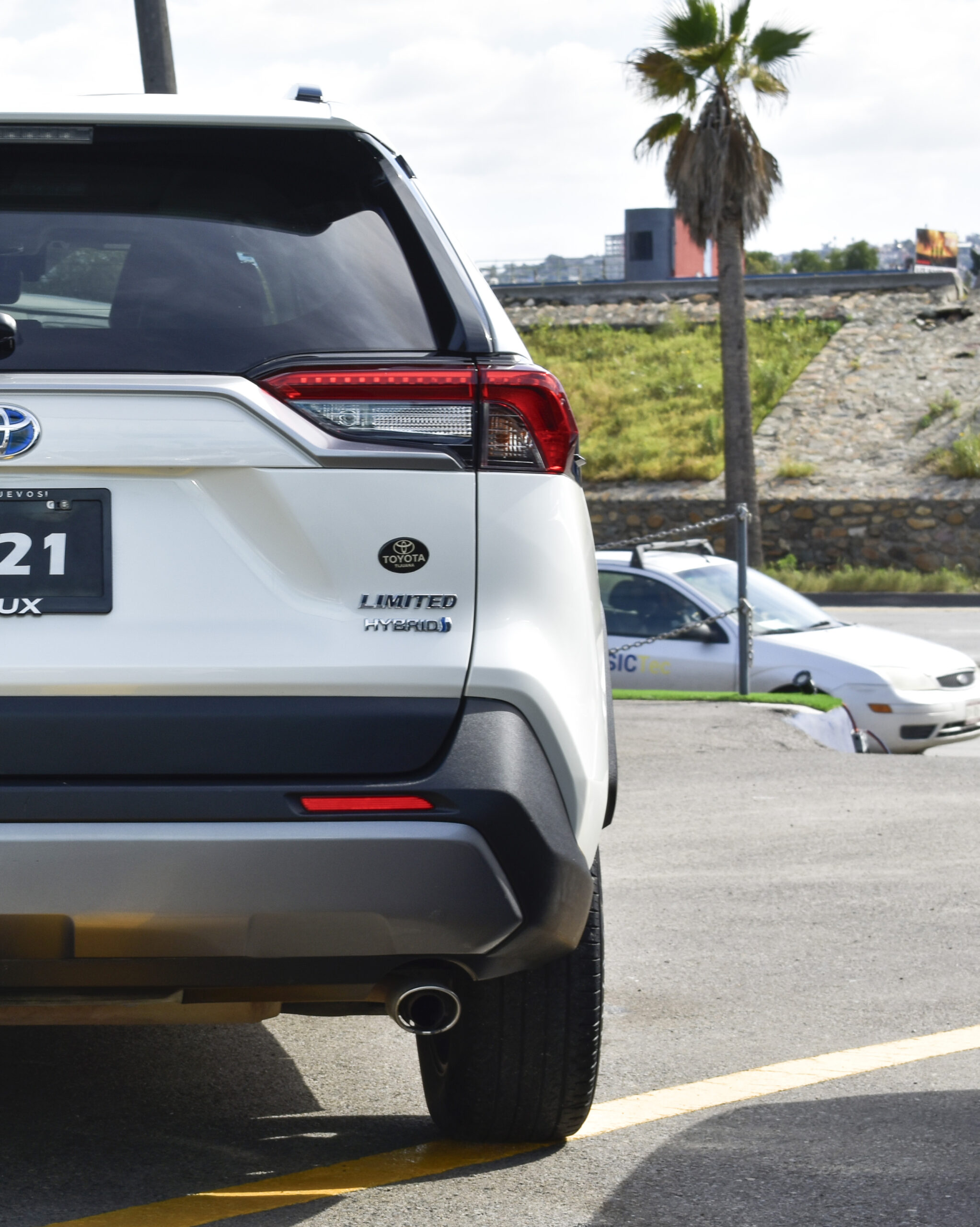 TOYOTA RAV4 LIMITED HIB 2021