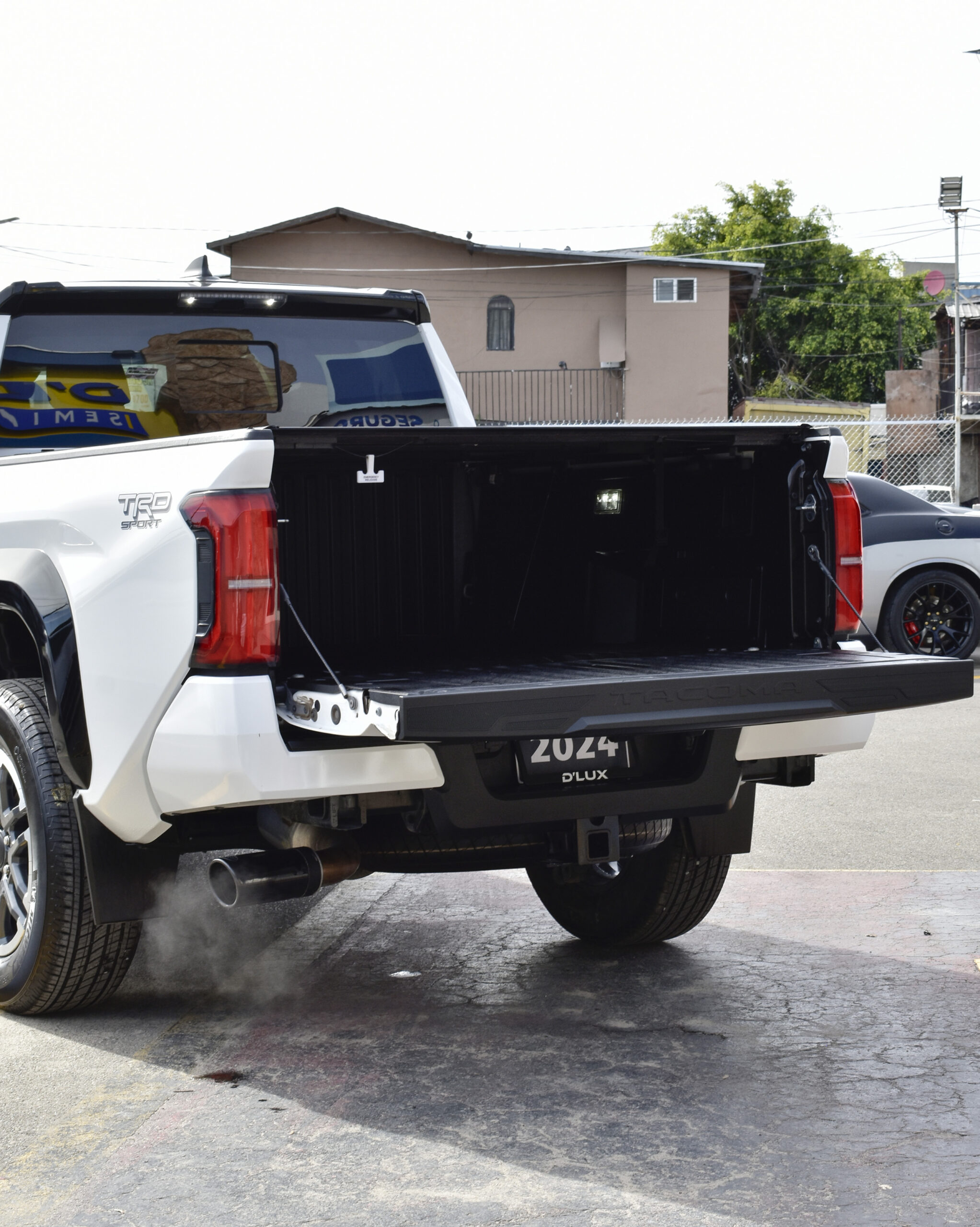 TOYOTA TACOMA TRD 4X4 2024