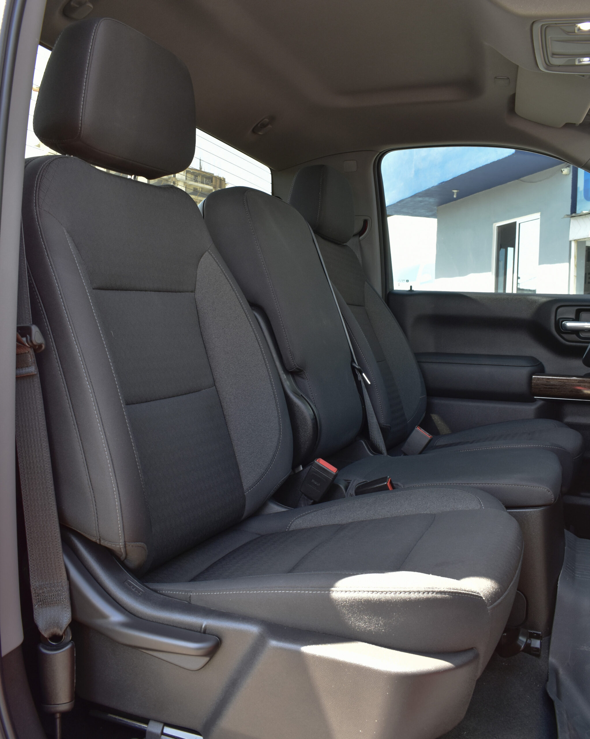 GMC SIERRA SLE 4X4 2024