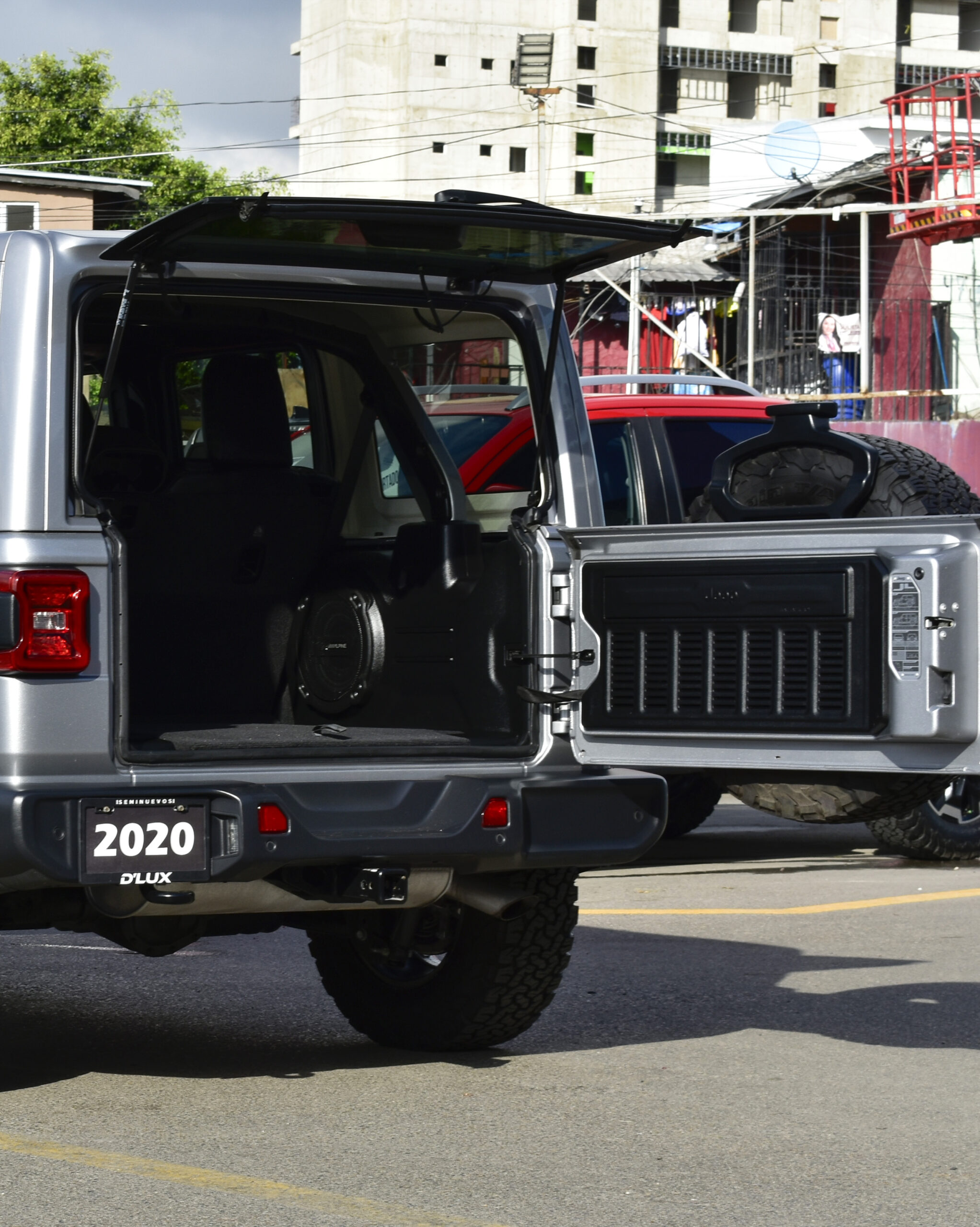 JEEP WRANGLER UNLTD SAHARA MILD HYB 2020