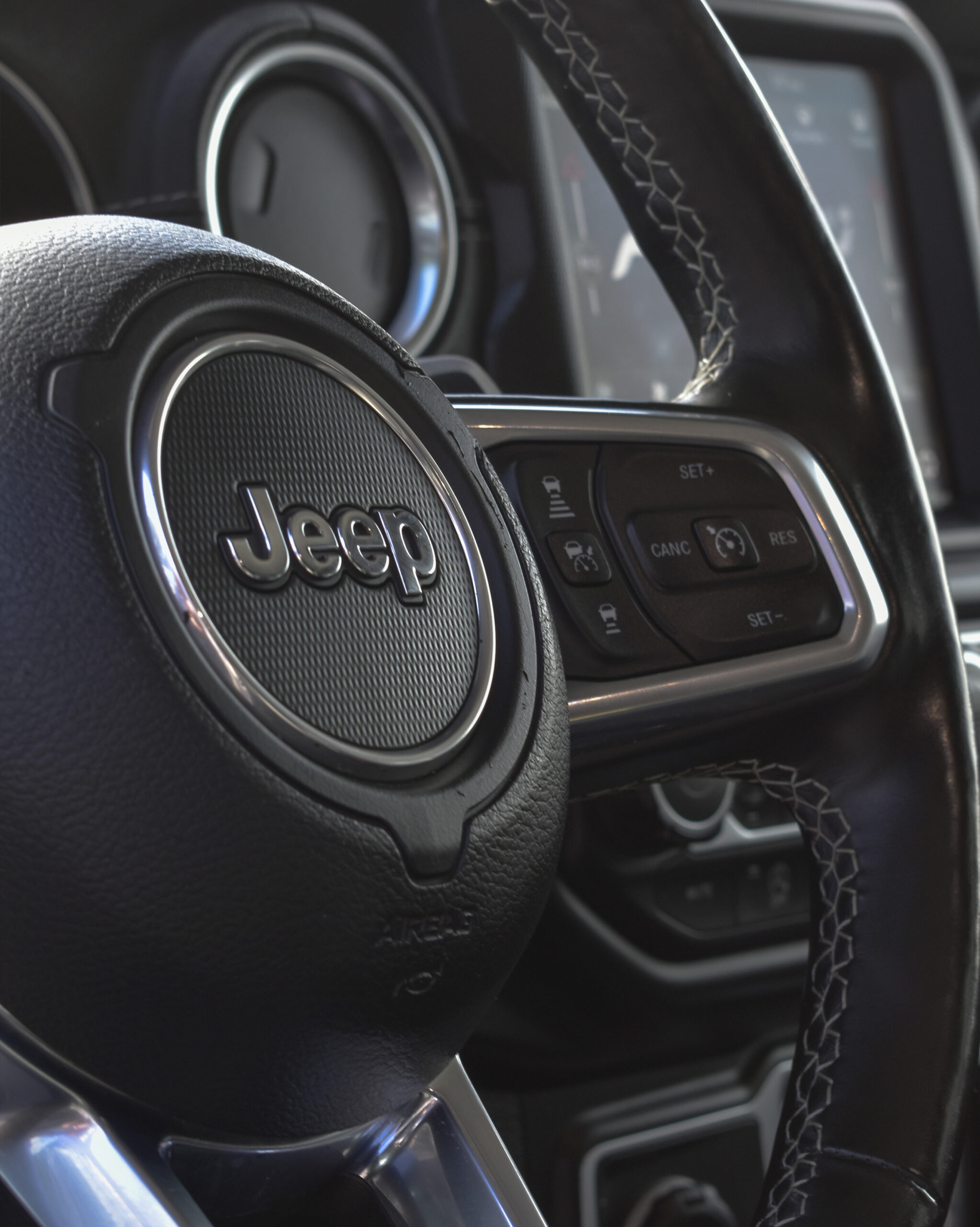 JEEP WRANGLER UNLTD SAHARA MILD HYB 2020