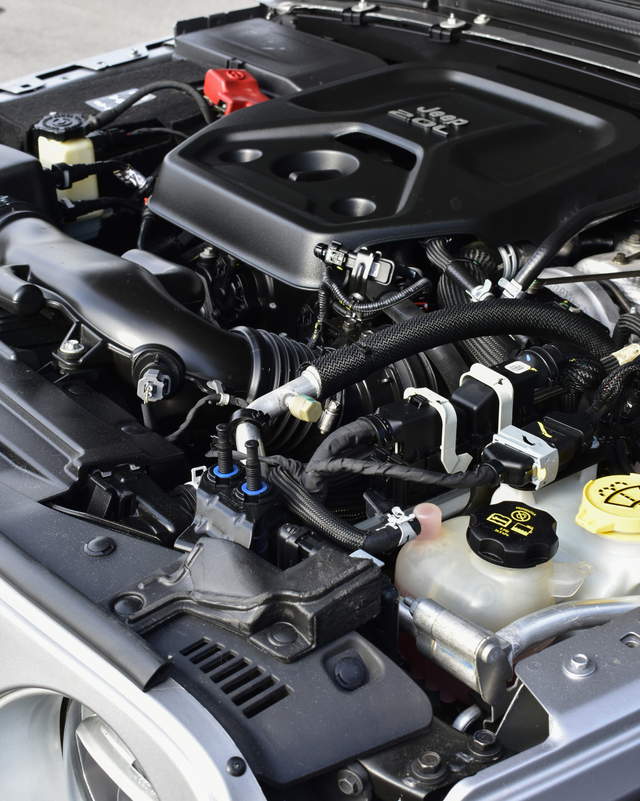 JEEP WRANGLER UNLTD SAHARA MILD HYB 2020